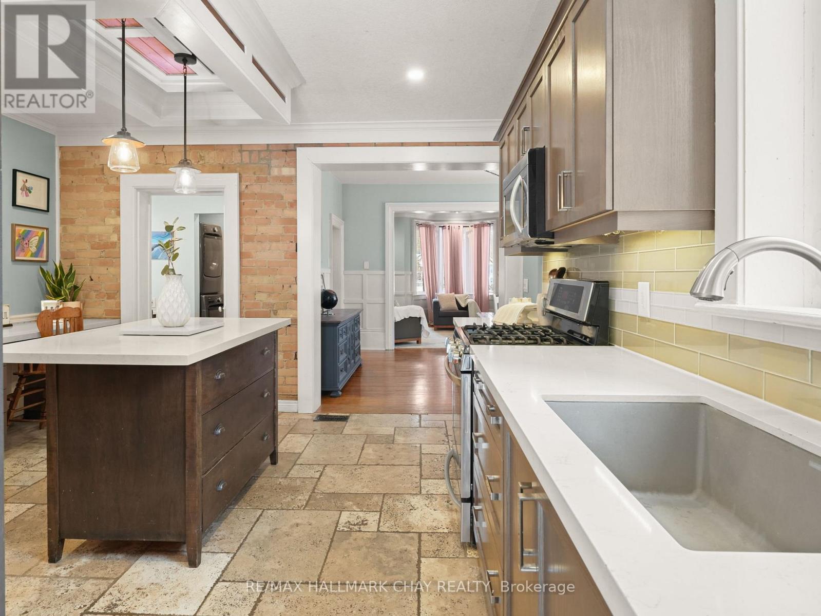 134 Victoria Street E, New Tecumseth, Ontario  L9R 1K6 - Photo 18 - N12921454