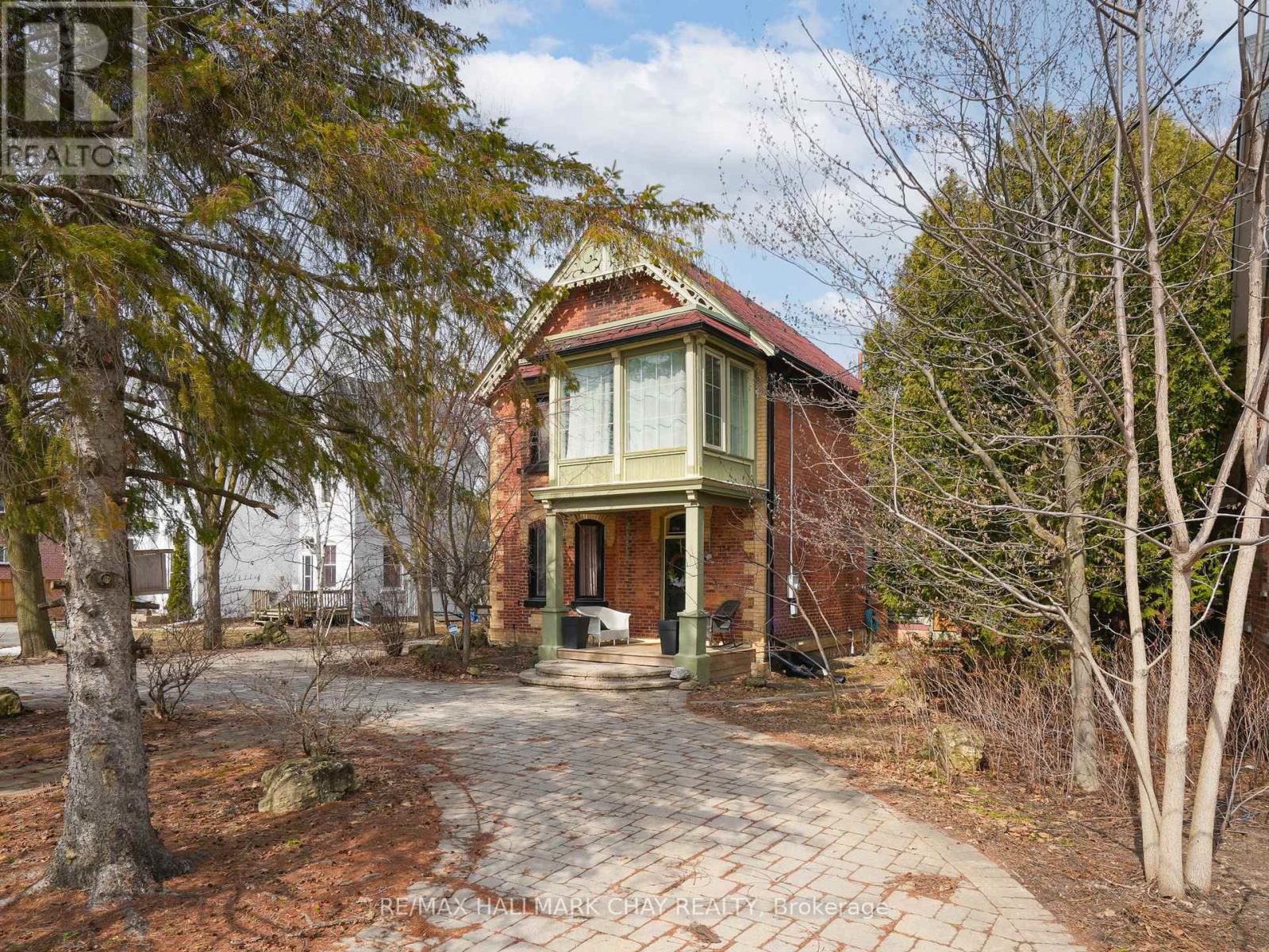 134 Victoria Street E, New Tecumseth, Ontario  L9R 1K6 - Photo 2 - N12921454