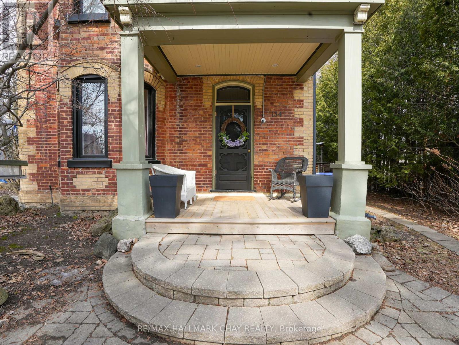 134 Victoria Street E, New Tecumseth, Ontario  L9R 1K6 - Photo 3 - N12921454