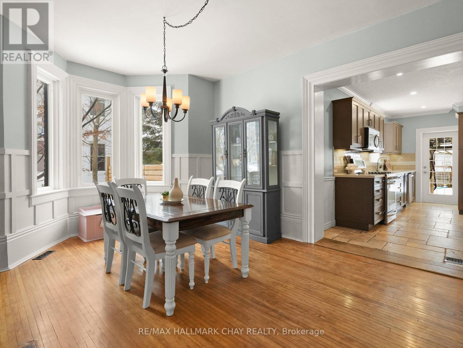 134 Victoria Street E, New Tecumseth, Ontario  L9R 1K6 - Photo 8 - N12921454