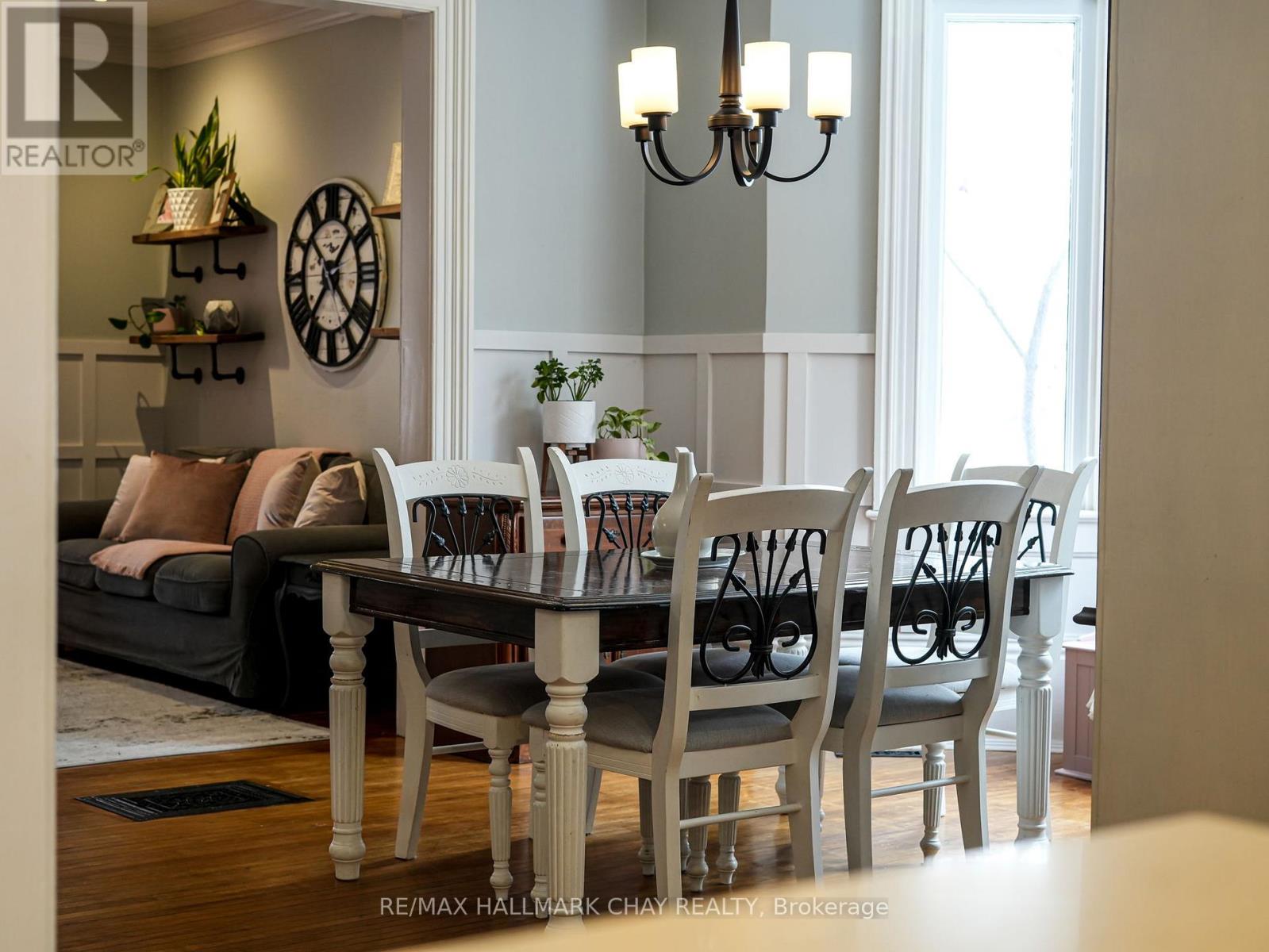 134 Victoria Street E, New Tecumseth, Ontario  L9R 1K6 - Photo 9 - N12921454