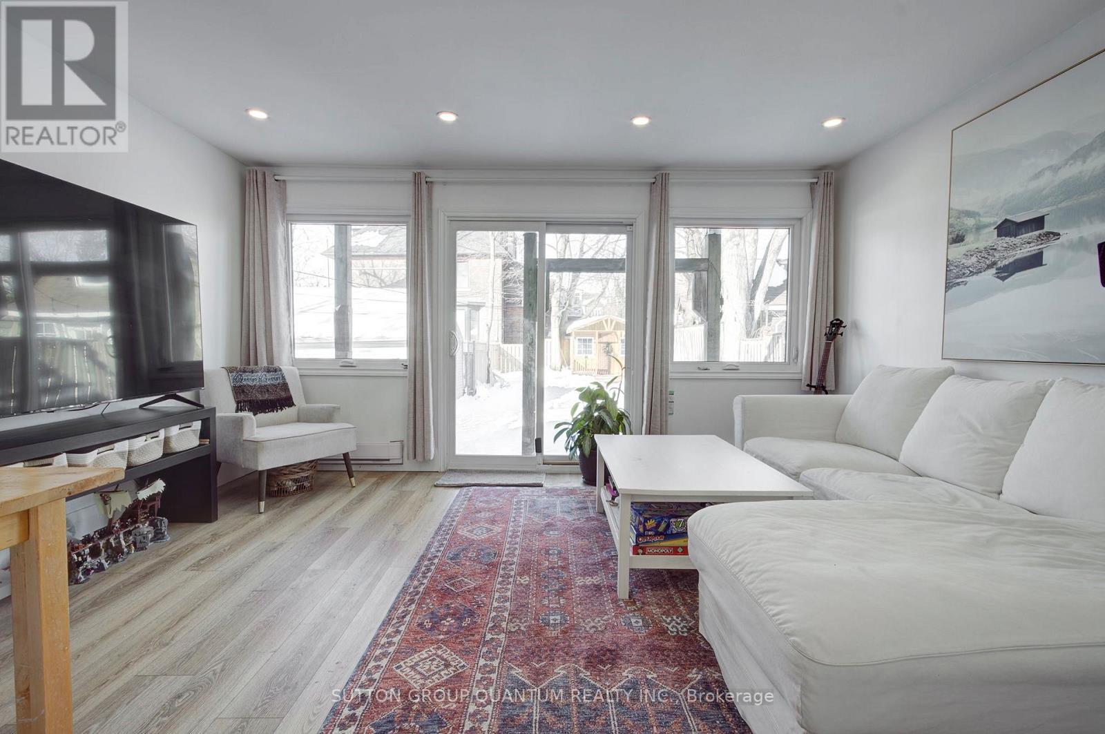 232 Pearson Avenue, Toronto, Ontario  M6R 1G7 - Photo 47 - W12781146