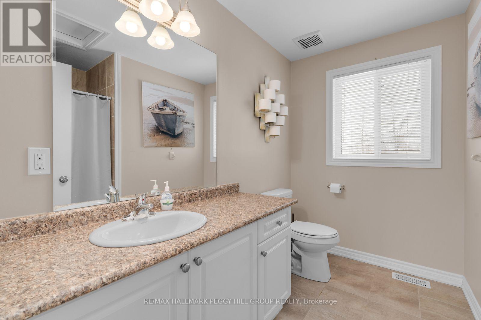 25 Bay Street, Tay (Victoria Harbour), Ontario  L0K 2A0 - Photo 9 - S12921274