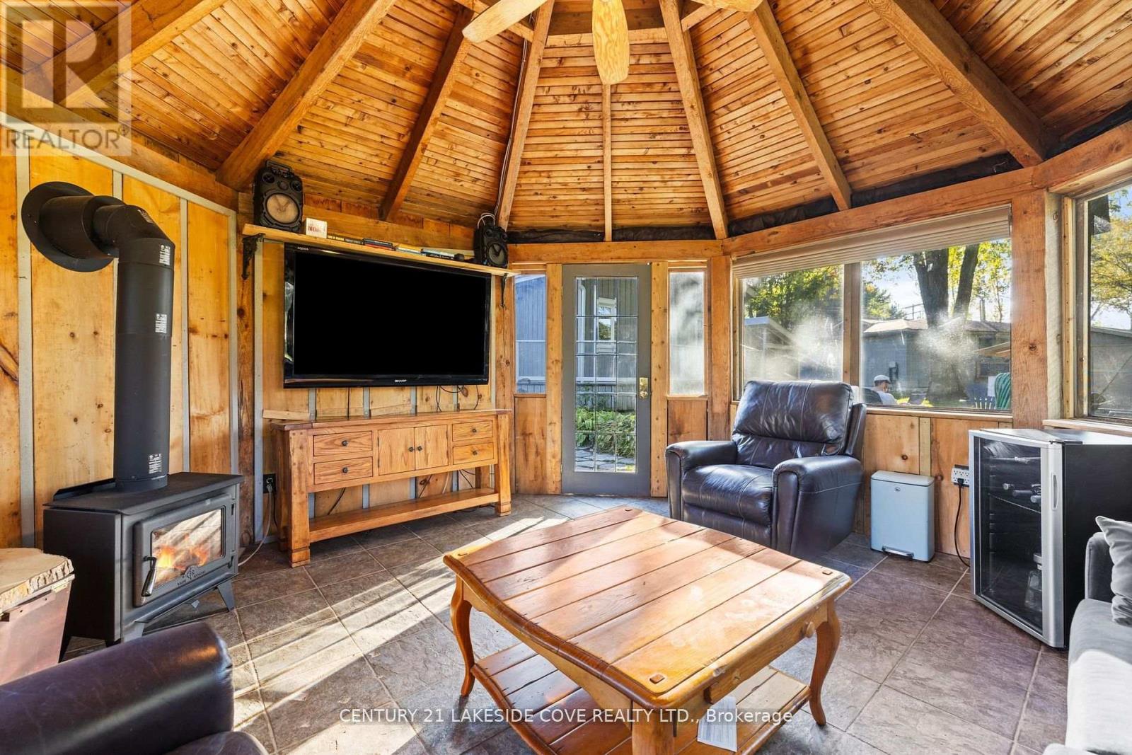 27 Poplar Crescent W, Ramara (Brechin), Ontario  L0K 1B0 - Photo 31 - S12921456