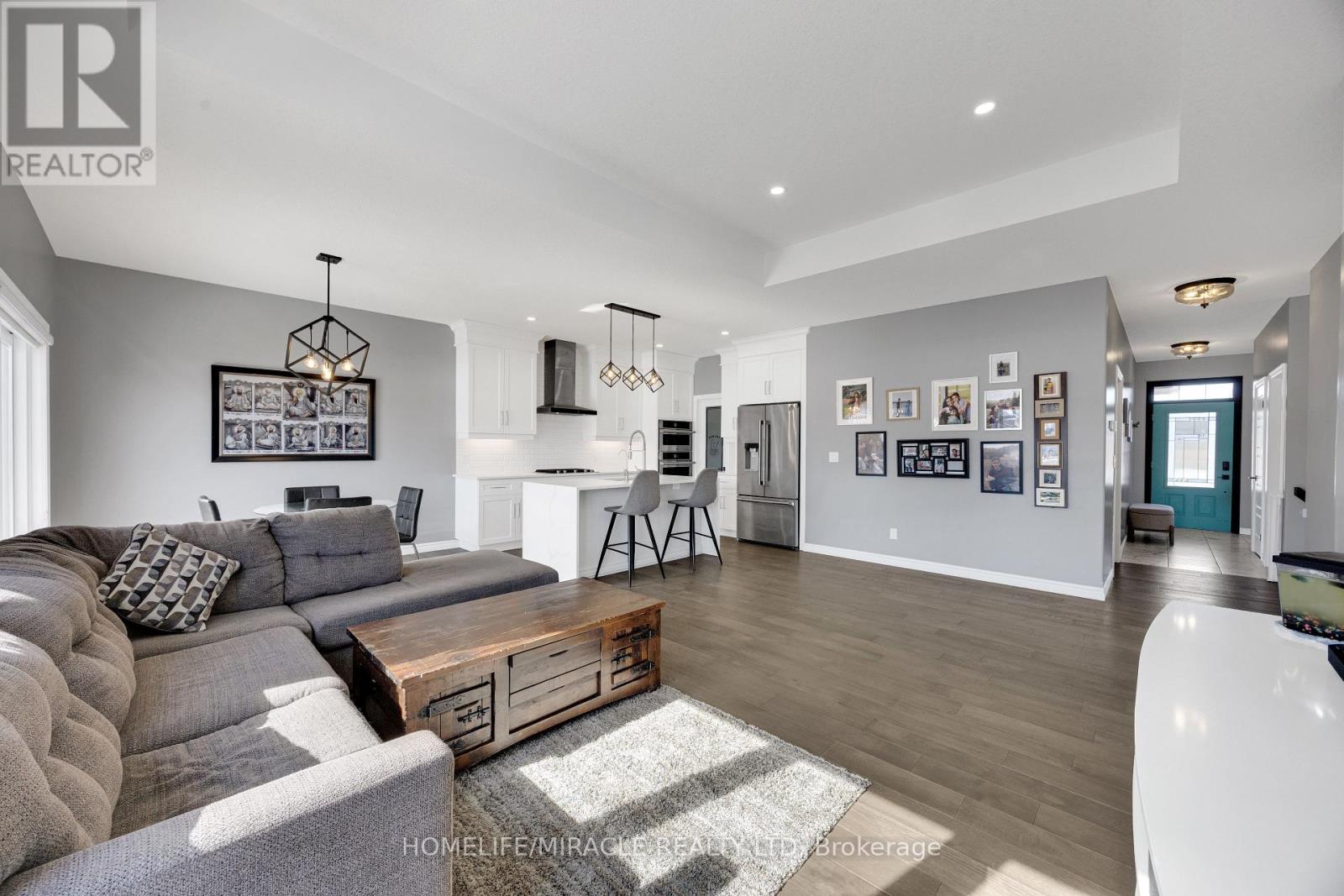 78 Matheson Crescent, East Zorra-Tavistock, Ontario  N0J 1M0 - Photo 24 - X12838656