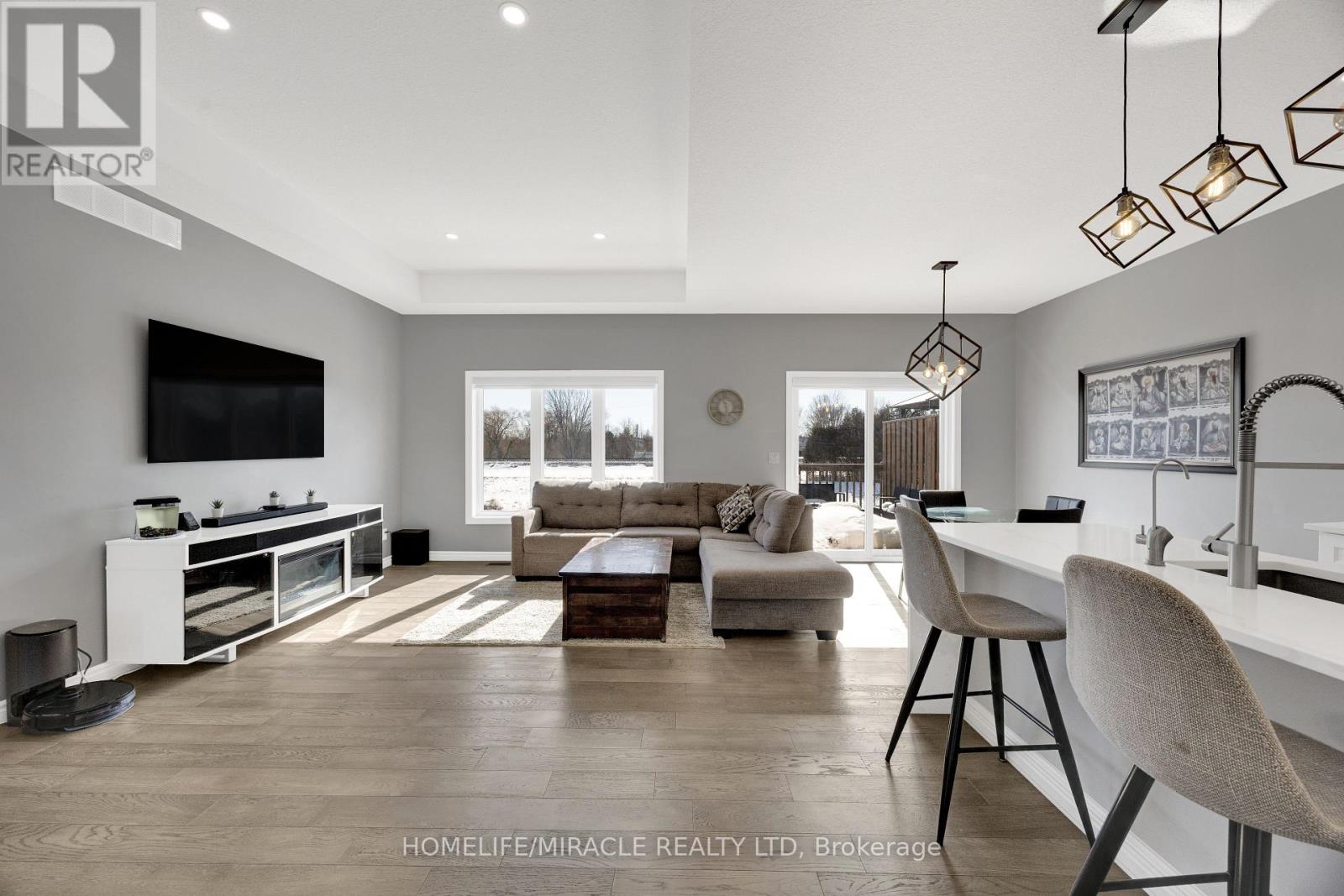 78 Matheson Crescent, East Zorra-Tavistock, Ontario  N0J 1M0 - Photo 22 - X12838656