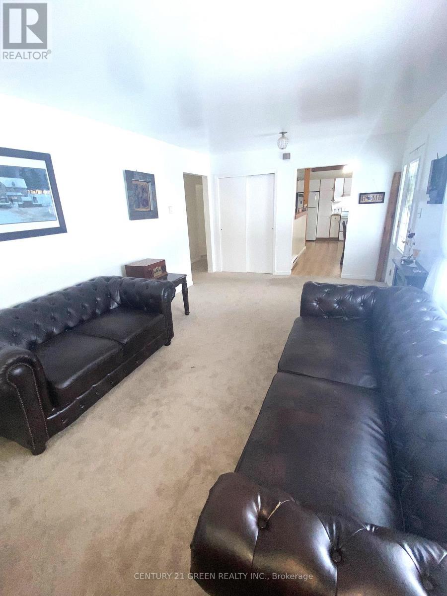 9 Fitz Avenue, South River, Ontario  P0A 1X0 - Photo 17 - X12883662