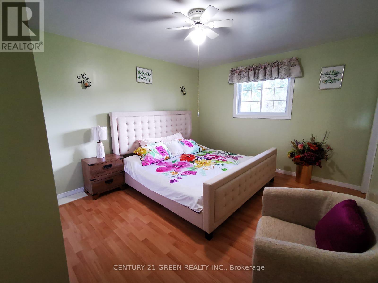 9 Fitz Avenue, South River, Ontario  P0A 1X0 - Photo 18 - X12883662