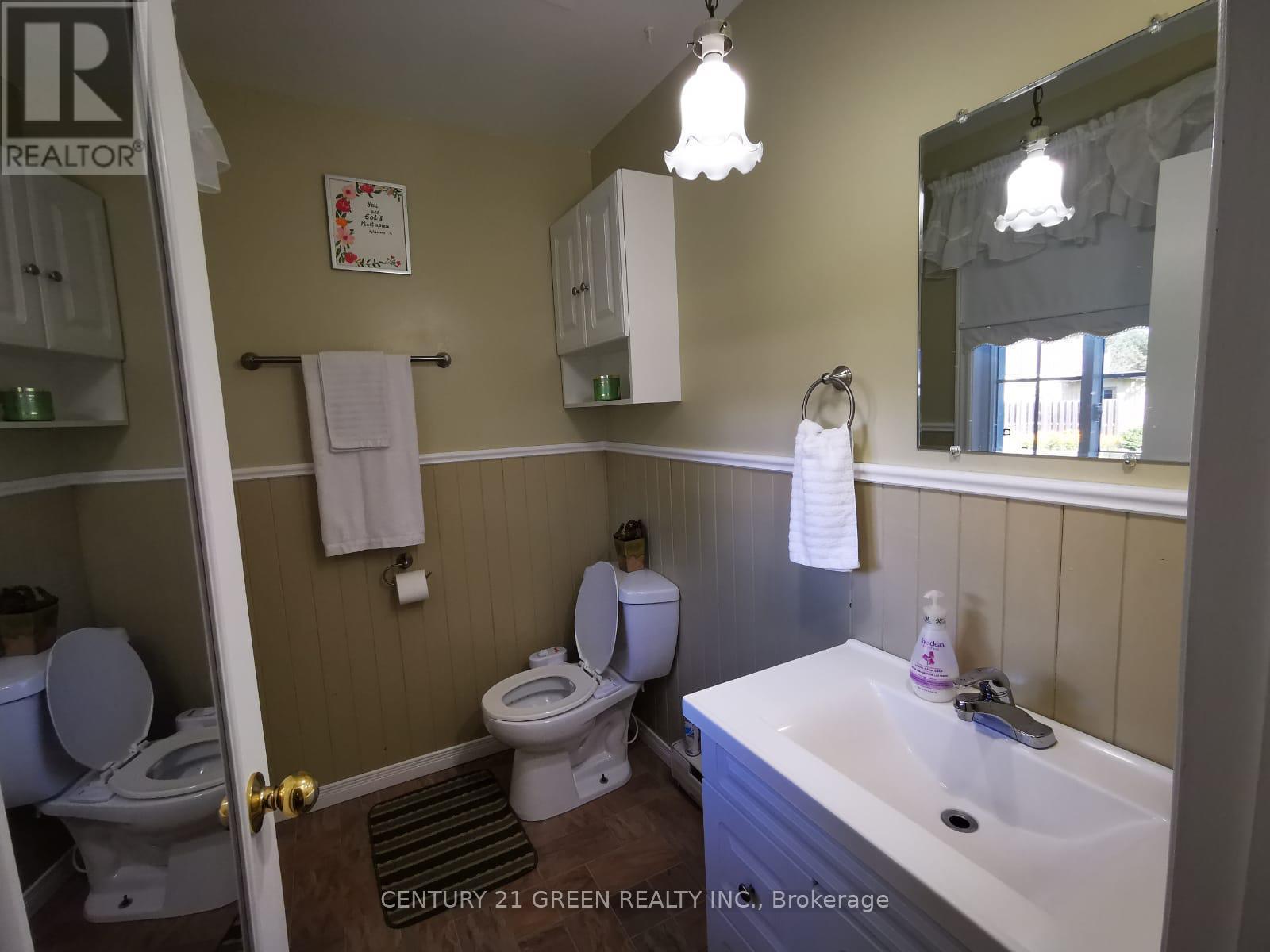 9 Fitz Avenue, South River, Ontario  P0A 1X0 - Photo 19 - X12883662