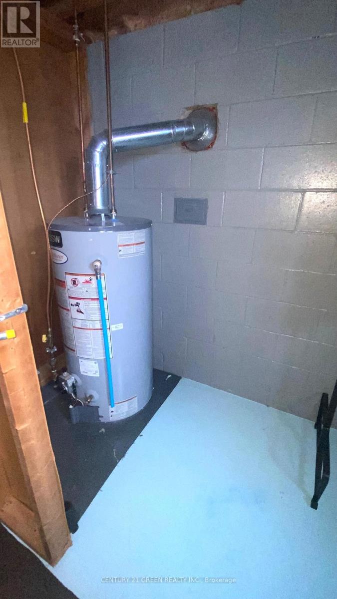 9 Fitz Avenue, South River, Ontario  P0A 1X0 - Photo 32 - X12883662