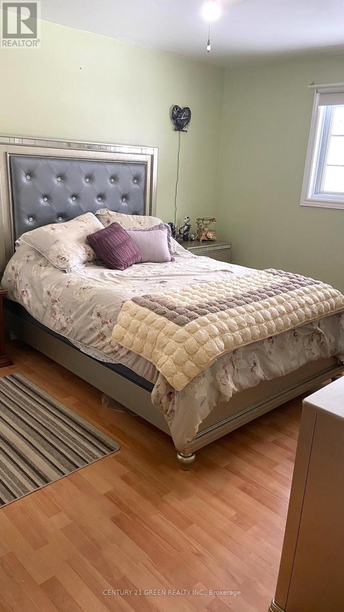 9 Fitz Avenue, South River, Ontario  P0A 1X0 - Photo 14 - X12883662