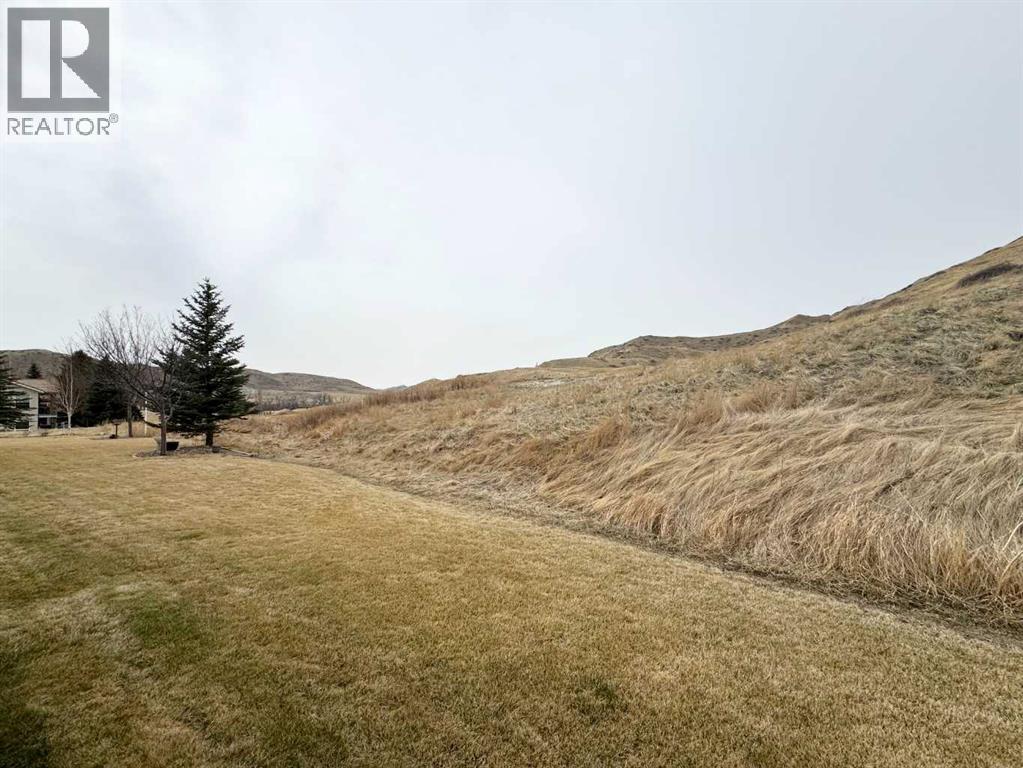 2, 373 Canyon Boulevard W, Lethbridge, Alberta  T1K 6V2 - Photo 24 - A2296448