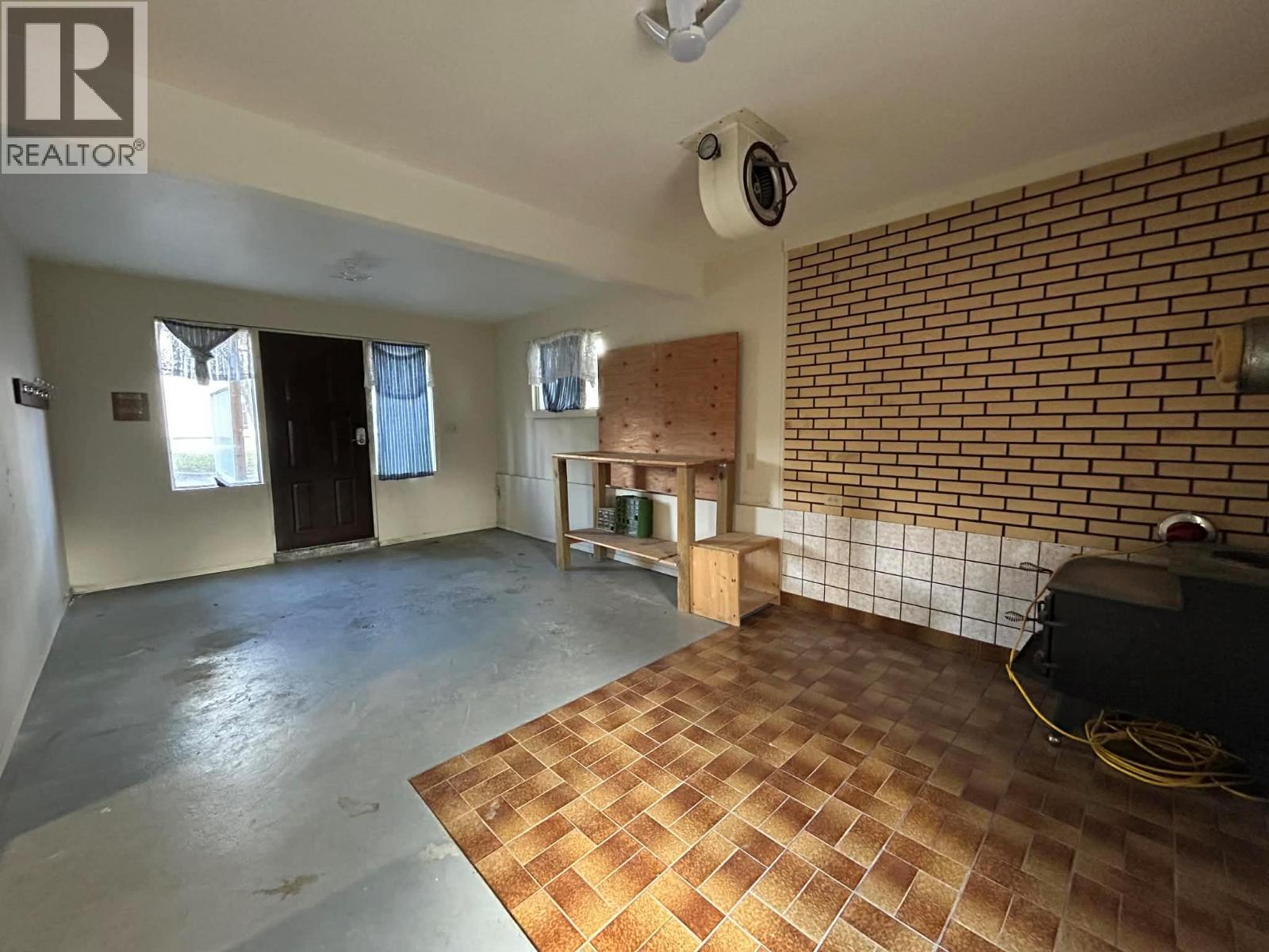 7083 Donaldson Drive, Grand Forks, British Columbia  V0H 1H0 - Photo 19 - 10371341