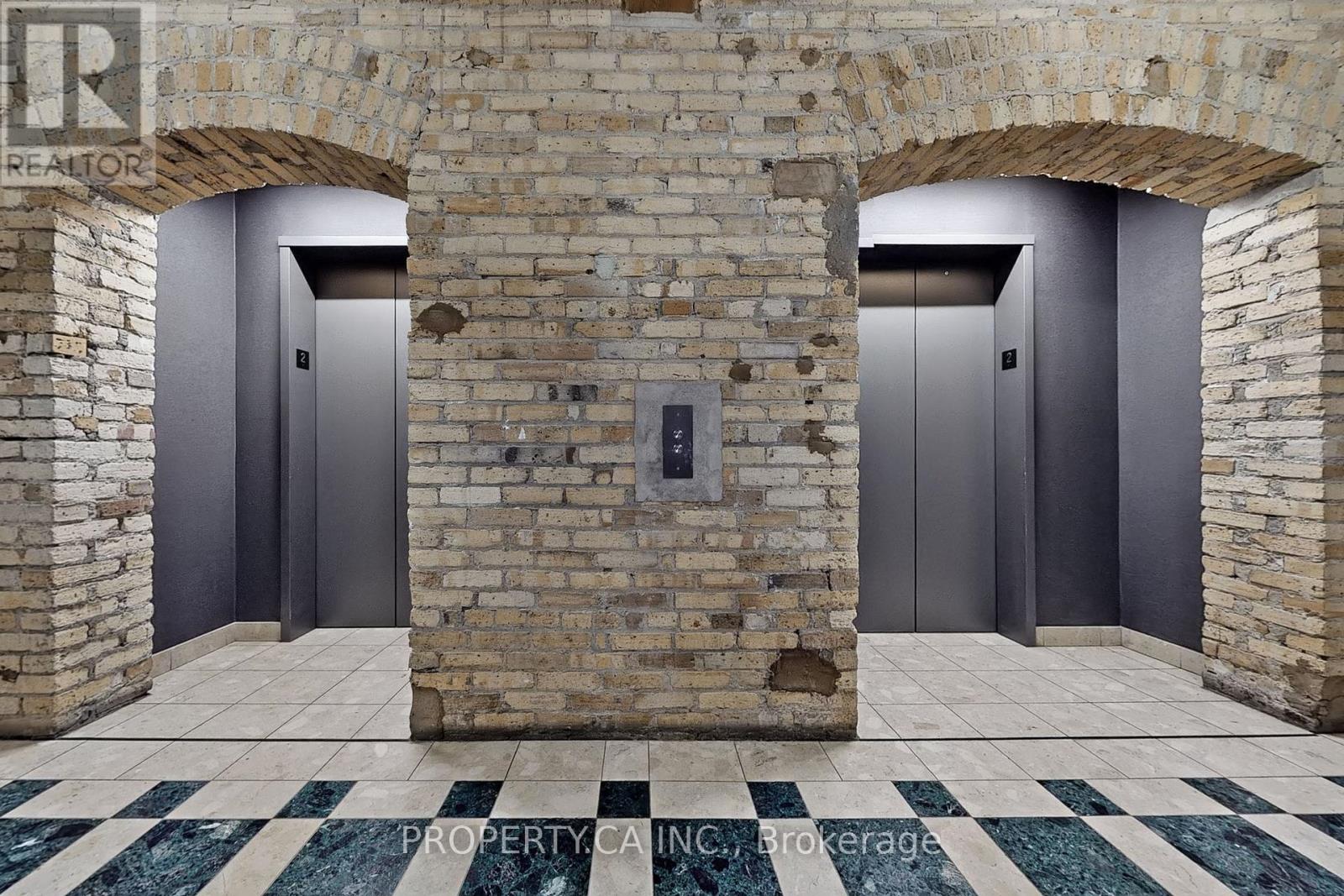 210 - 24 Noble Street, Toronto, Ontario  M6K 2C8 - Photo 16 - W12921260