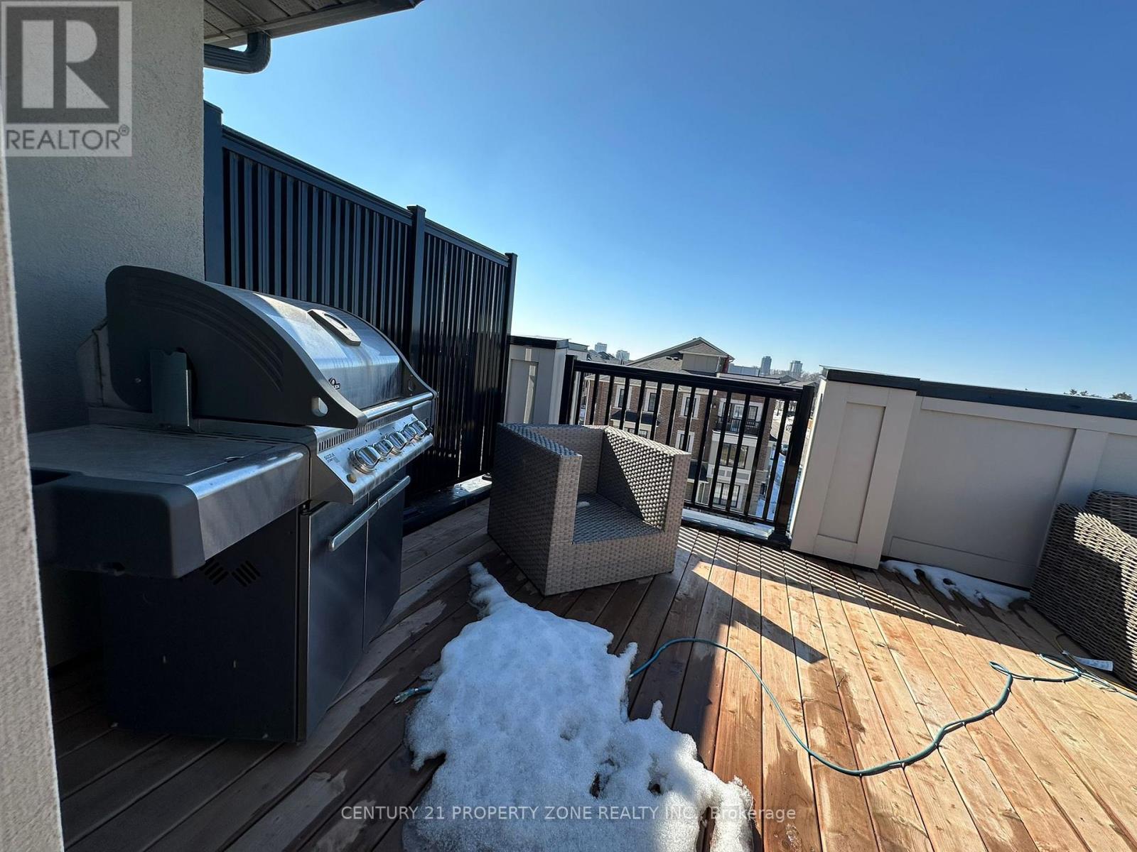 1216 Wheat Boom Drive, Oakville, Ontario  L6H 7W4 - Photo 6 - W12921270