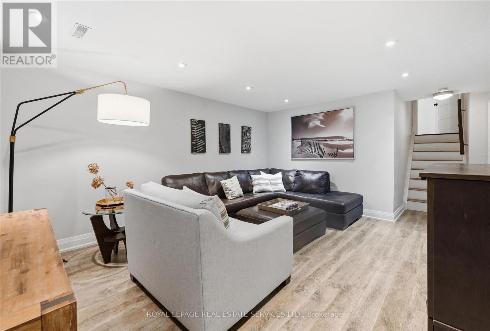 2154 Hixon Street, Oakville, Ontario  L6L 1T4 - Photo 37 - W12921298