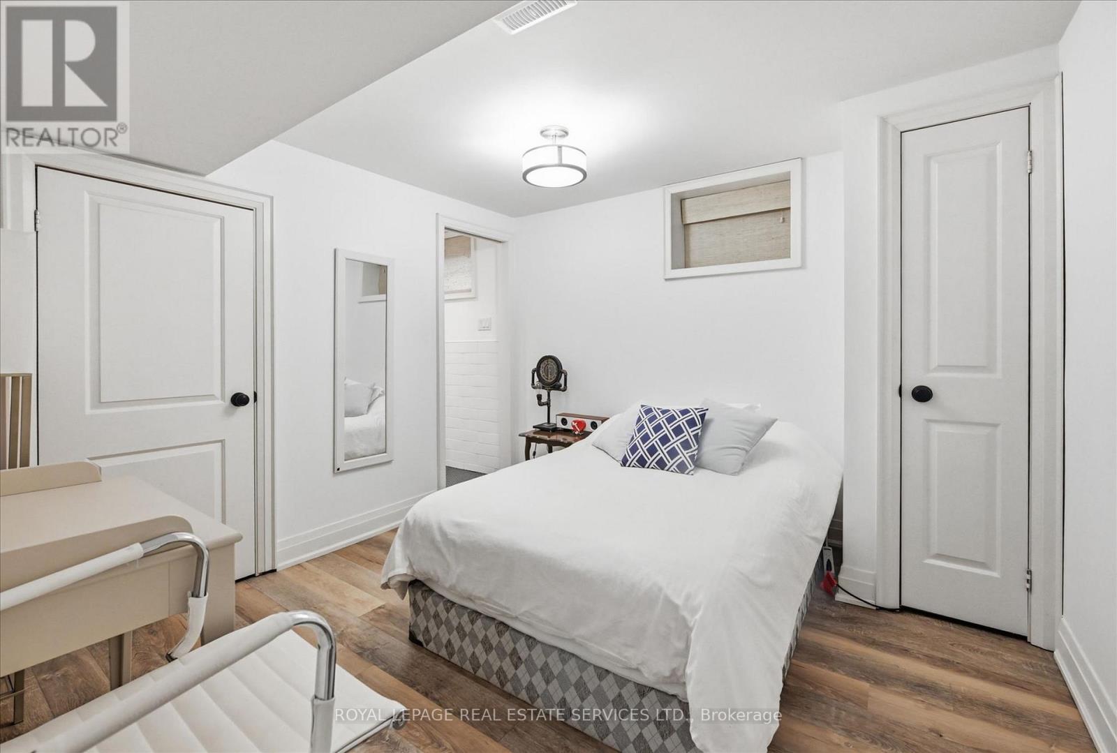 2154 Hixon Street, Oakville, Ontario  L6L 1T4 - Photo 38 - W12921298