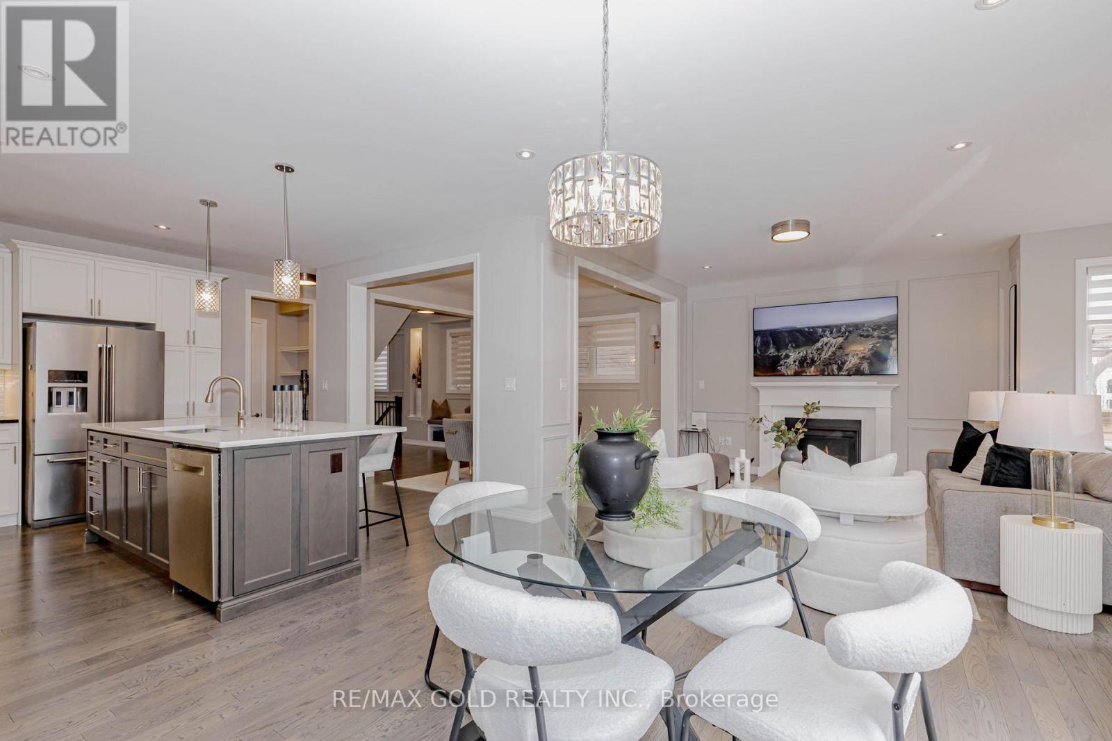 3354 Vardon Way, Oakville, Ontario  L6M 1R5 - Photo 16 - W12921304