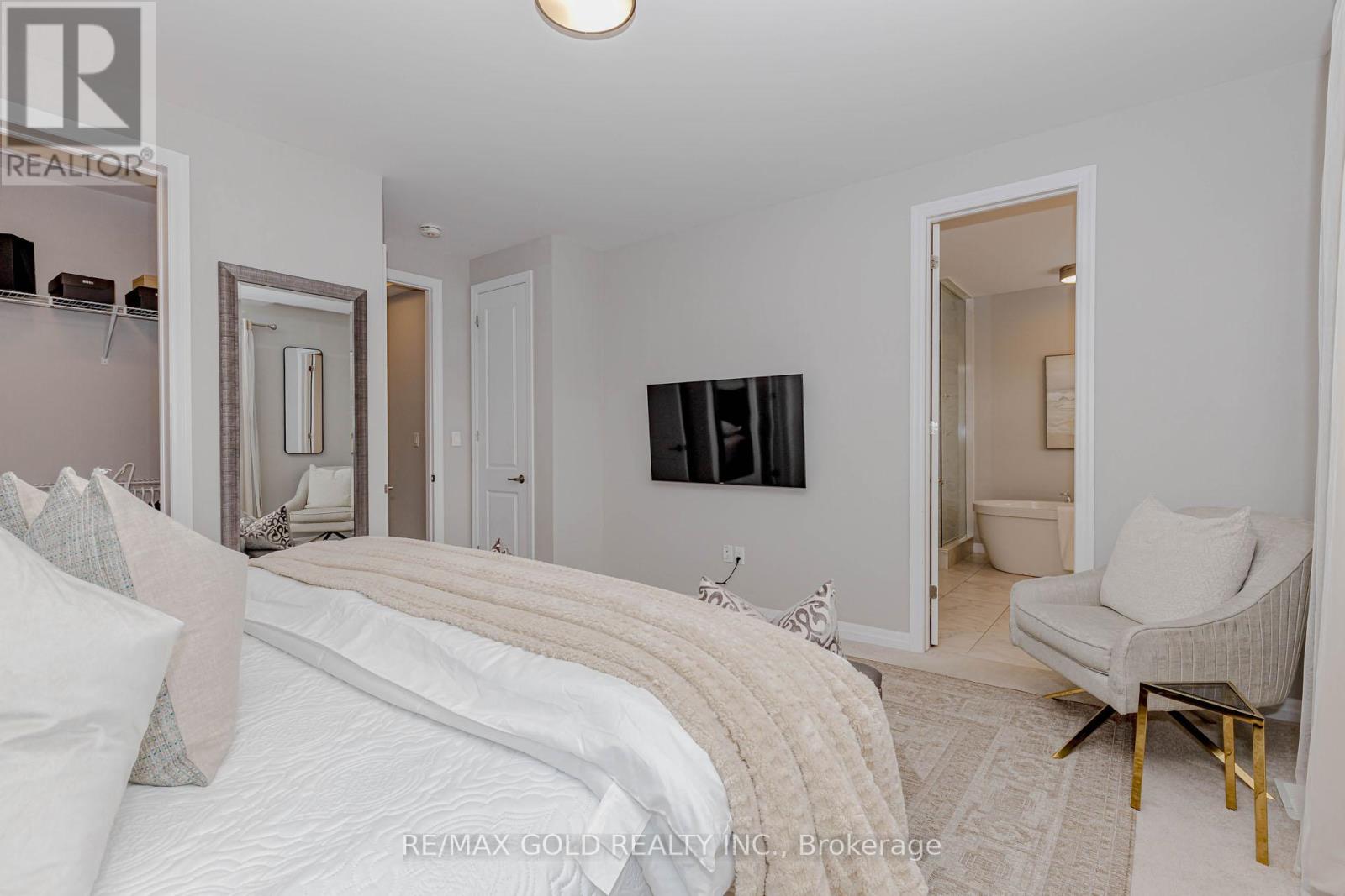 3354 Vardon Way, Oakville, Ontario  L6M 1R5 - Photo 24 - W12921304