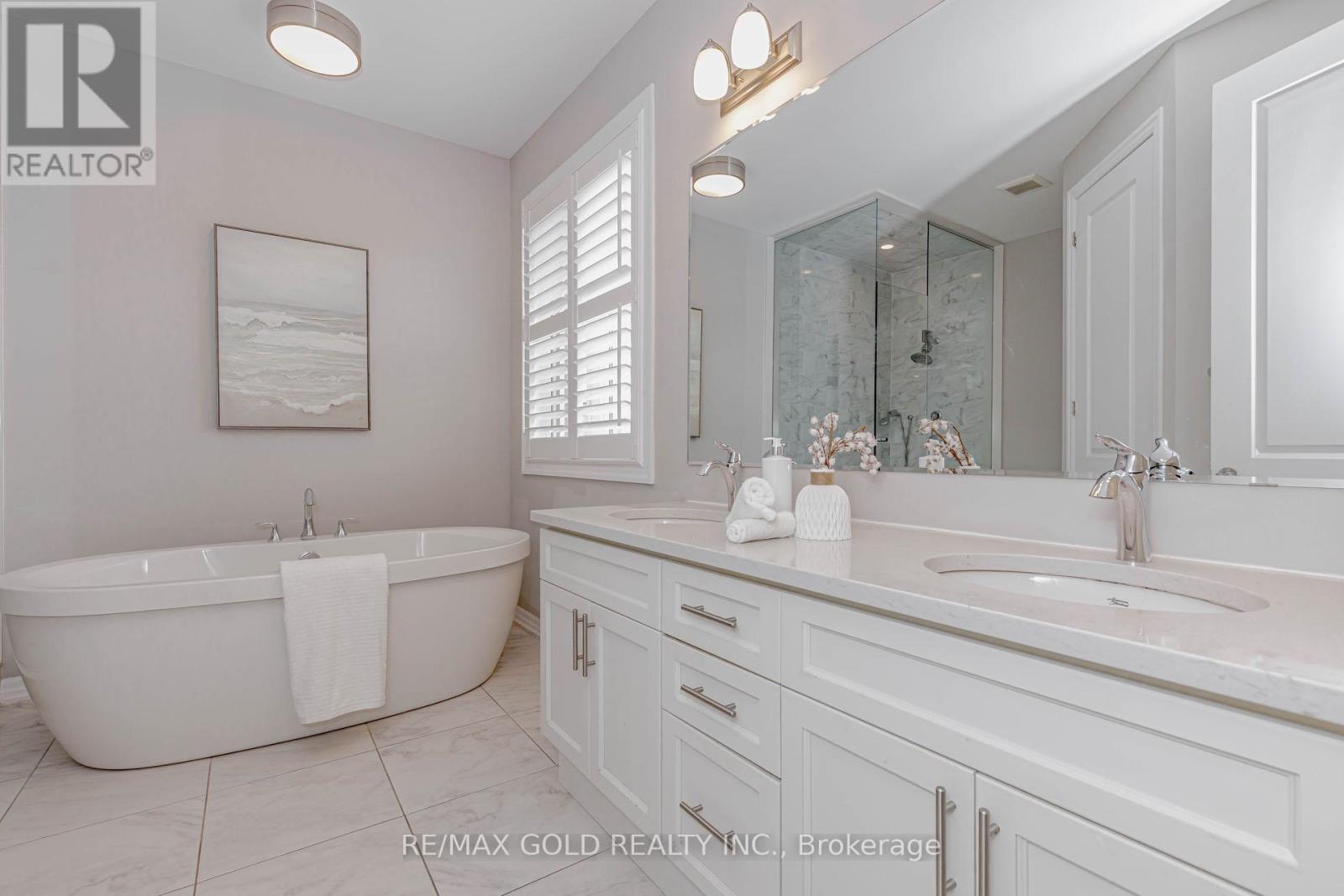 3354 Vardon Way, Oakville, Ontario  L6M 1R5 - Photo 25 - W12921304