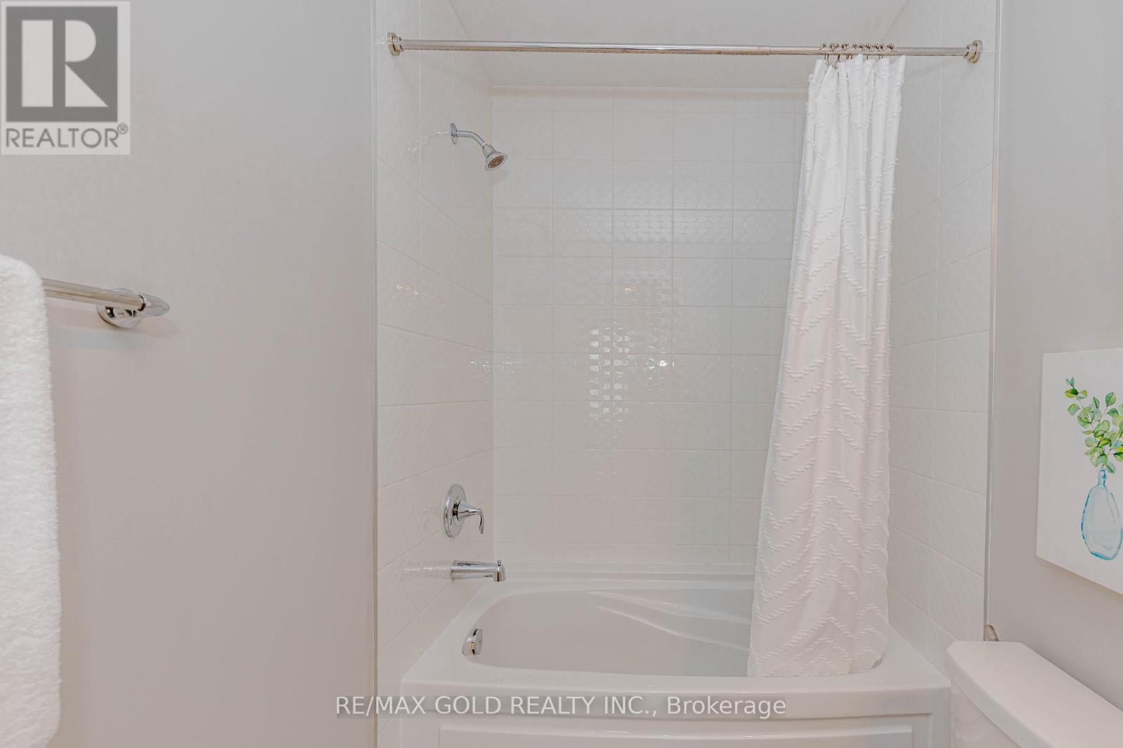 3354 Vardon Way, Oakville, Ontario  L6M 1R5 - Photo 35 - W12921304