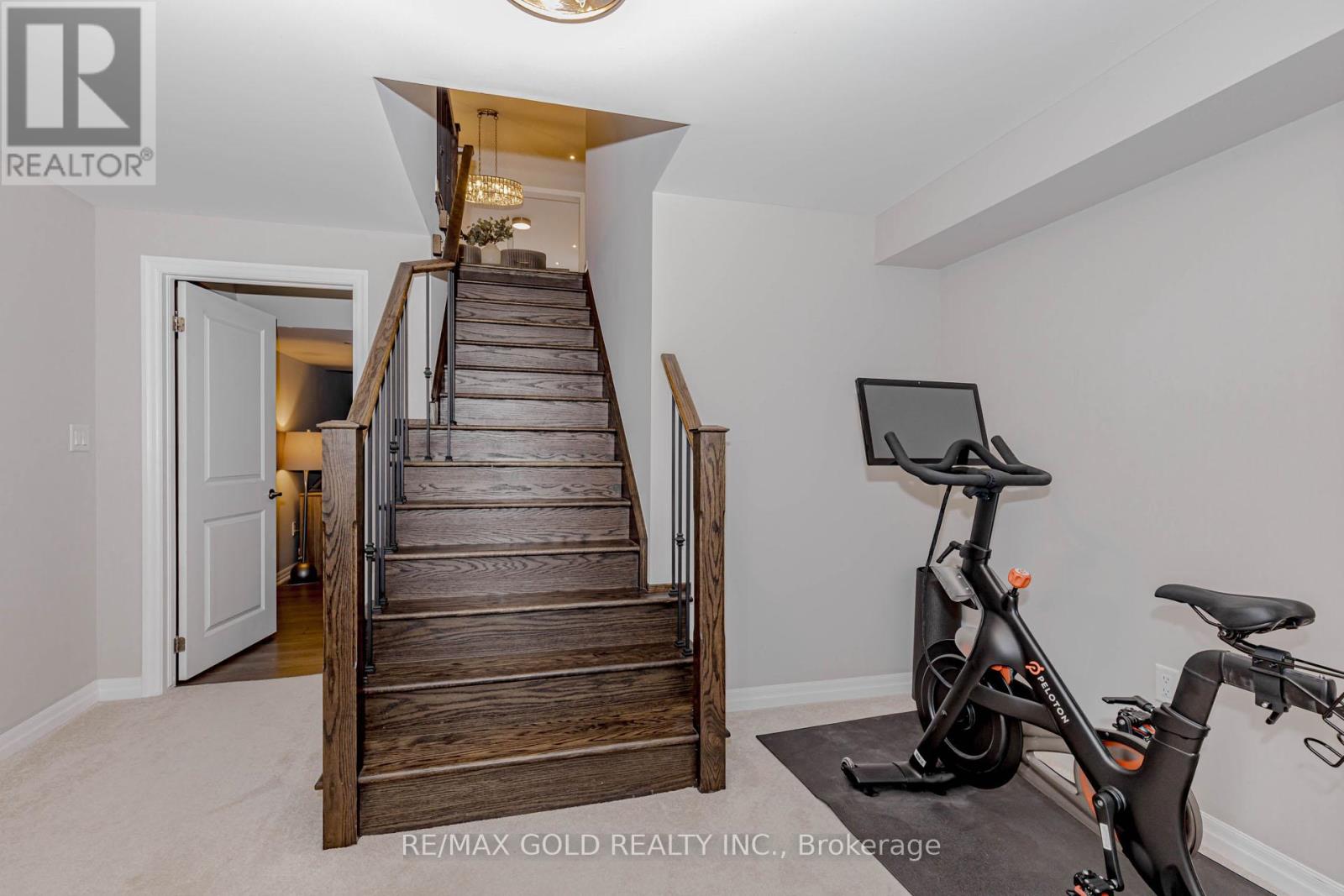 3354 Vardon Way, Oakville, Ontario  L6M 1R5 - Photo 37 - W12921304