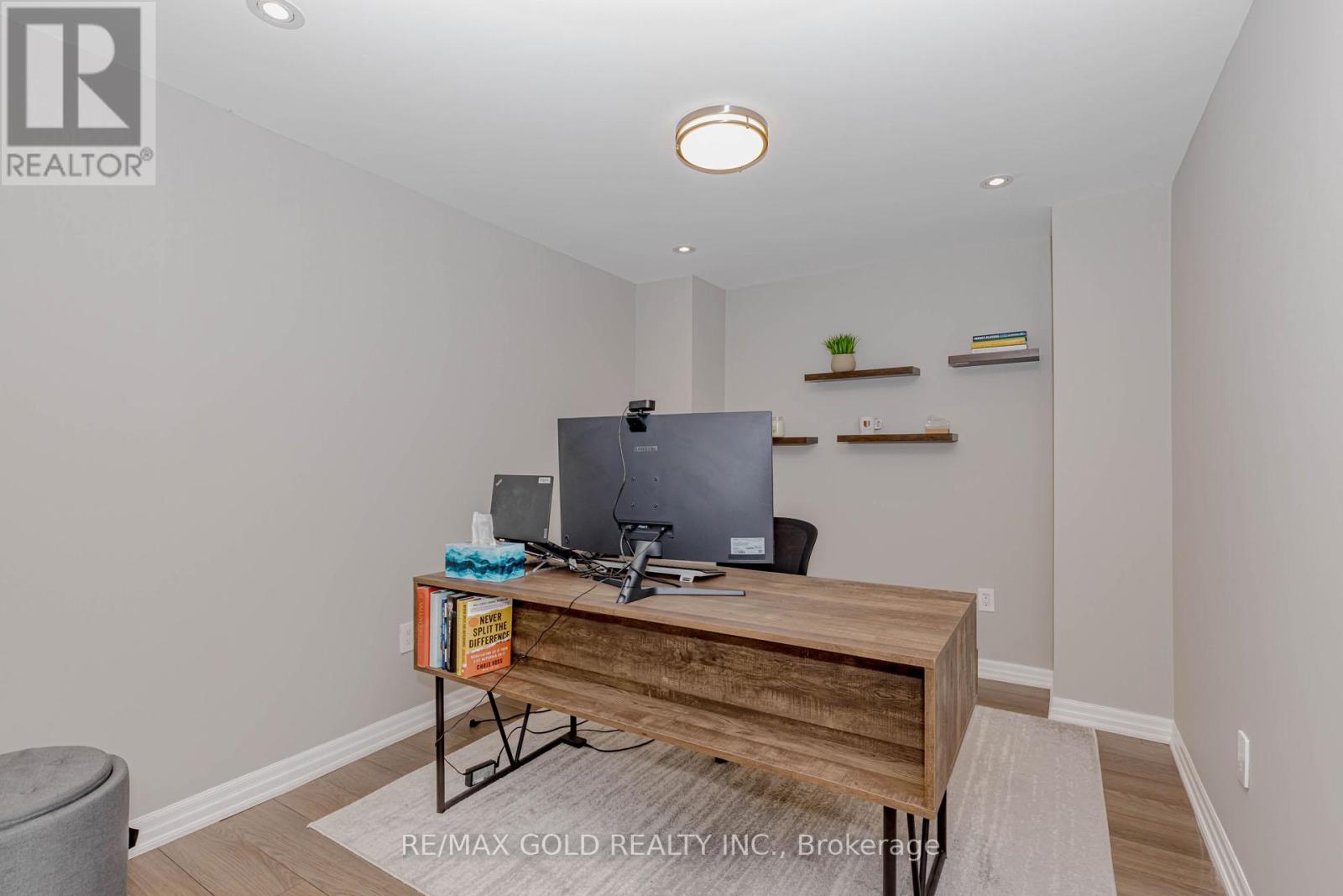 3354 Vardon Way, Oakville, Ontario  L6M 1R5 - Photo 39 - W12921304