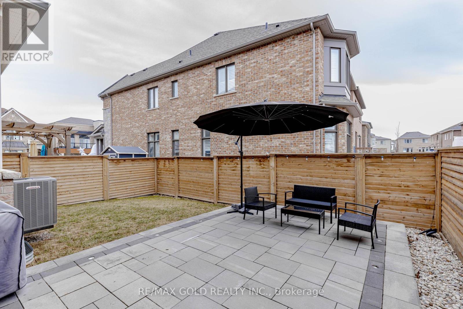 3354 Vardon Way, Oakville, Ontario  L6M 1R5 - Photo 44 - W12921304