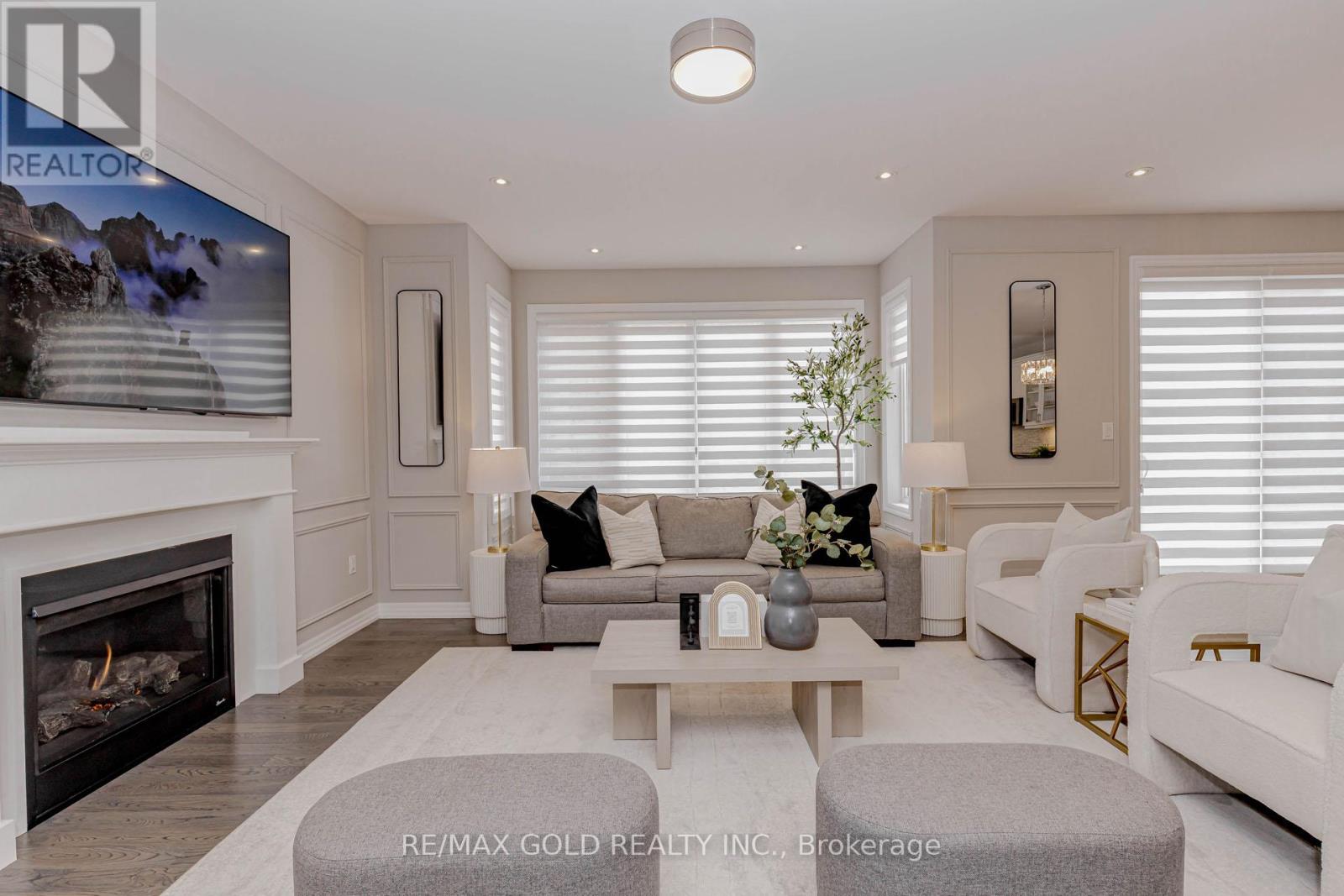 3354 Vardon Way, Oakville, Ontario  L6M 1R5 - Photo 5 - W12921304