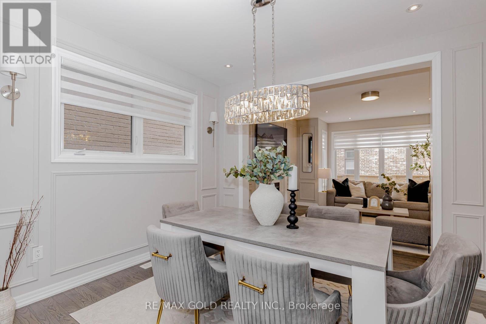 3354 Vardon Way, Oakville, Ontario  L6M 1R5 - Photo 9 - W12921304