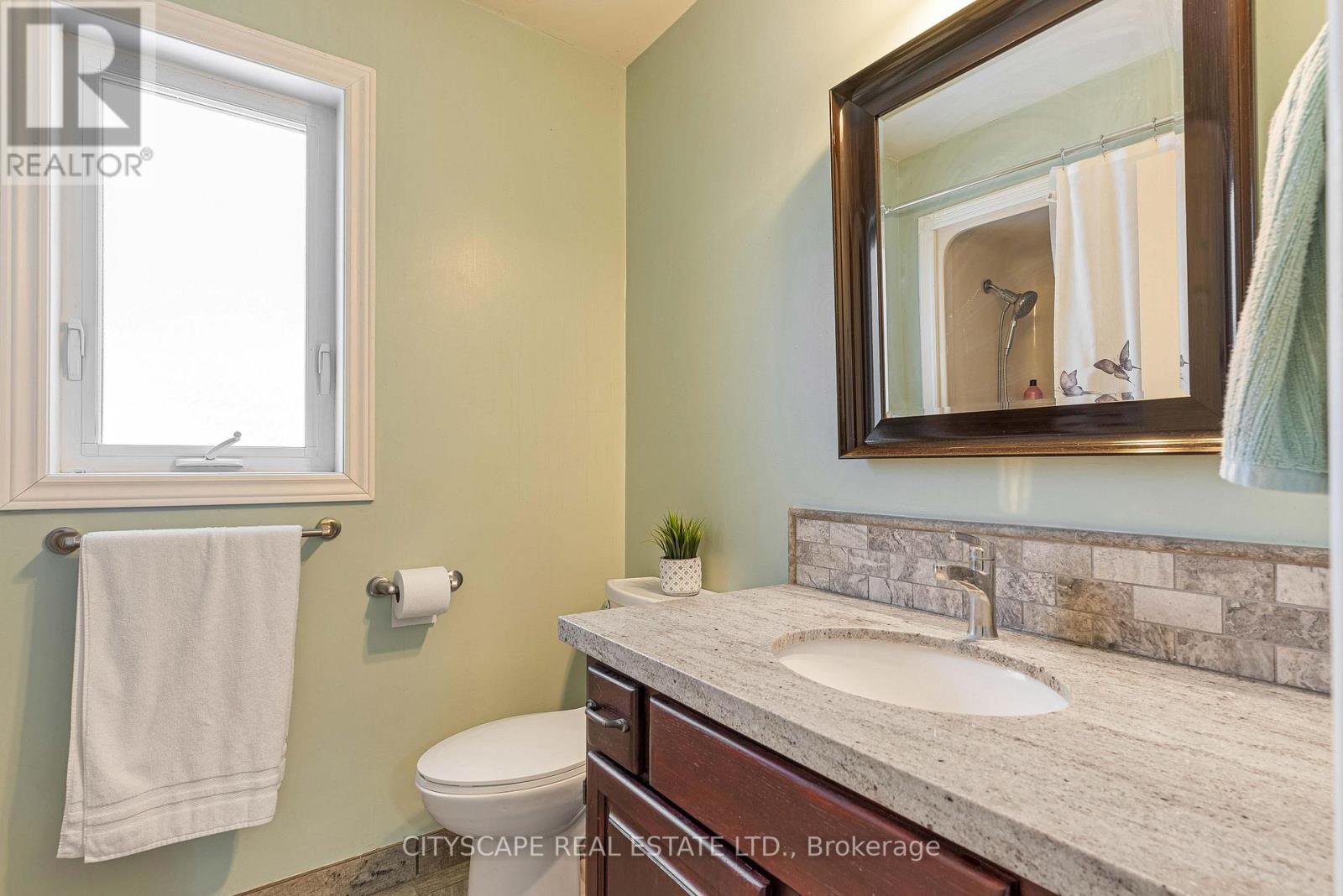 7 Mcconachie Crescent, Caledon, Ontario  L7K 0B9 - Photo 26 - W12921310