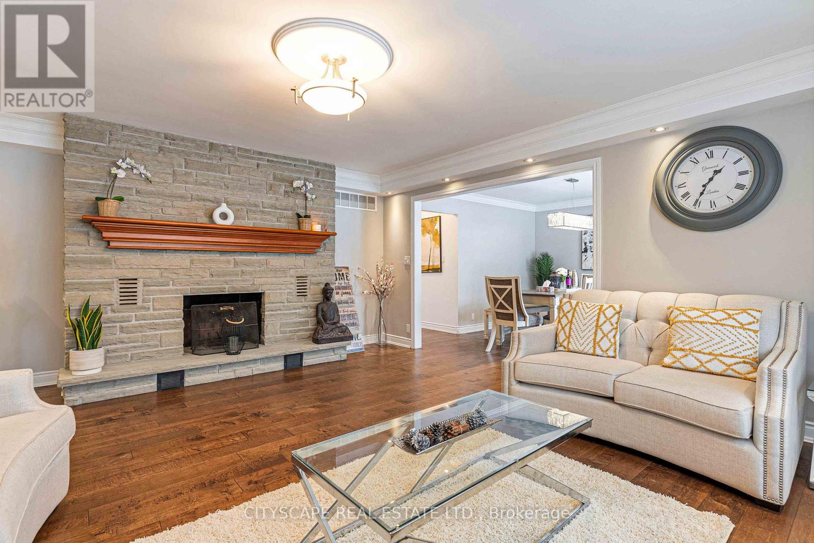 7 Mcconachie Crescent, Caledon, Ontario  L7K 0B9 - Photo 9 - W12921310