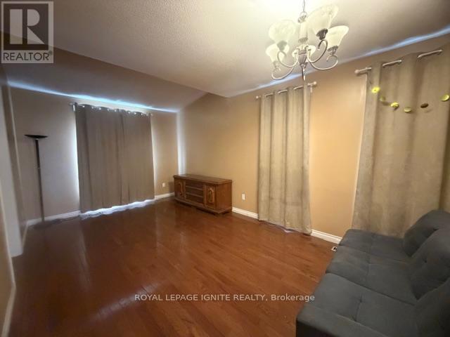 Main - 110 Pantomine Boulevard, Brampton, Ontario  L6Y 5P1 - Photo 12 - W12921320