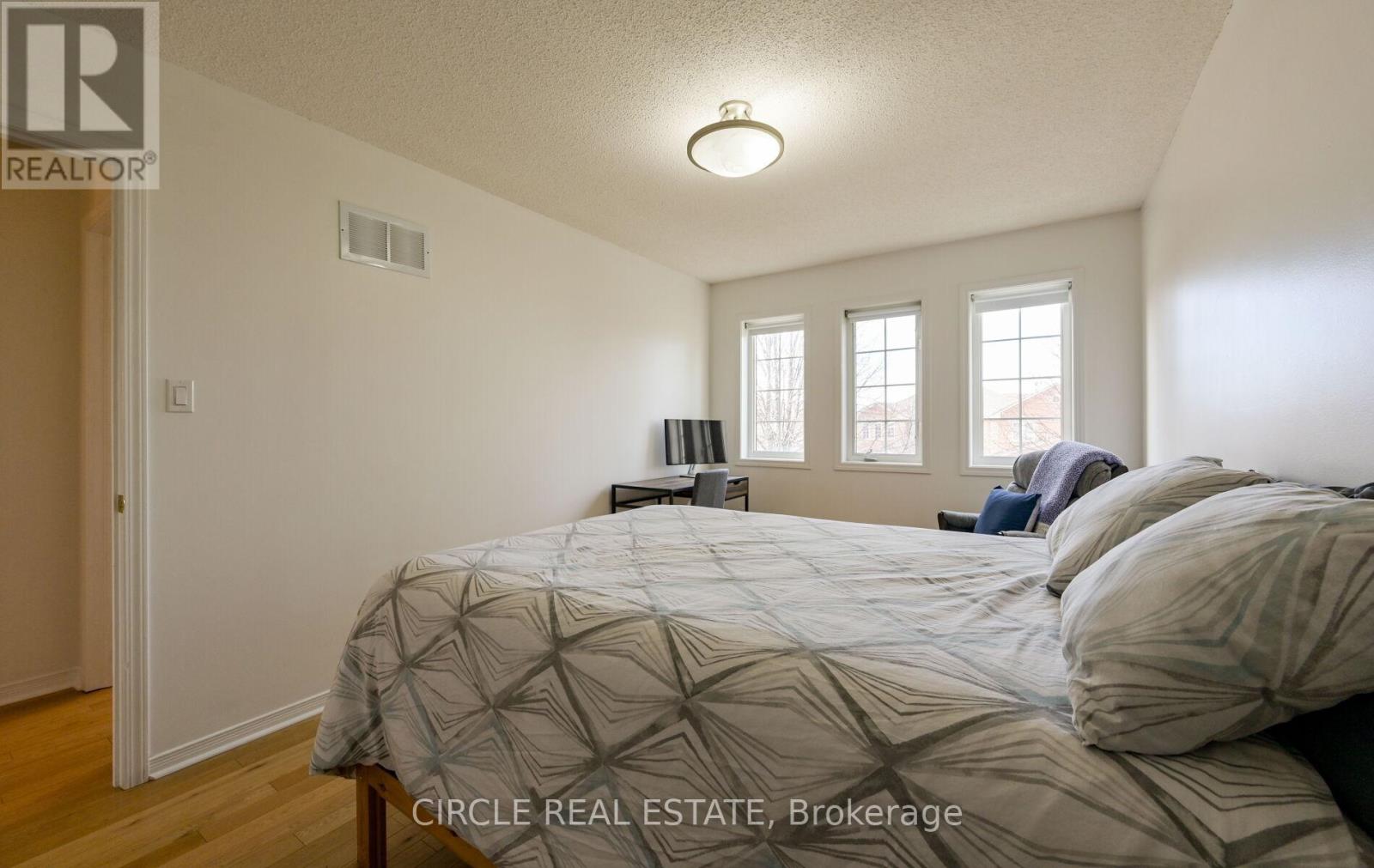 168 Twin Pines Crescent, Brampton, Ontario  L7A 1N2 - Photo 24 - W12921322