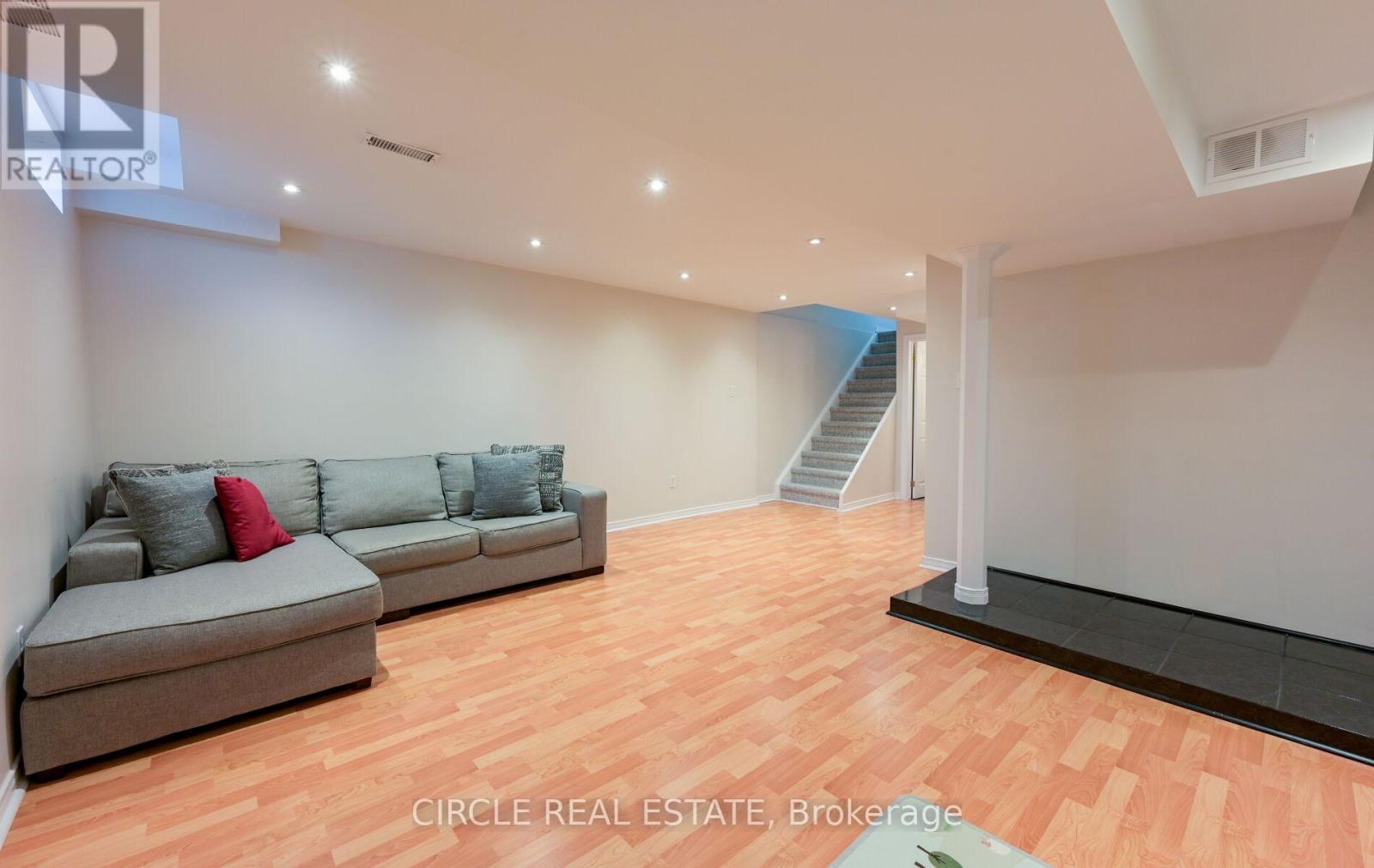 168 Twin Pines Crescent, Brampton, Ontario  L7A 1N2 - Photo 28 - W12921322