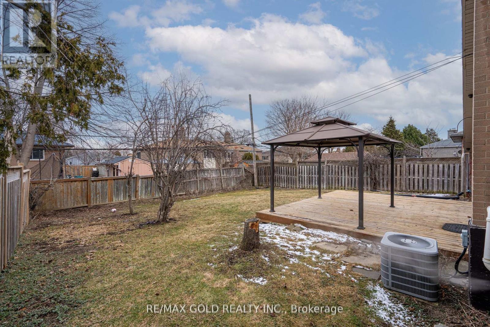 15 Athlone Avenue, Brampton, Ontario  L6T 2N5 - Photo 25 - W12921338