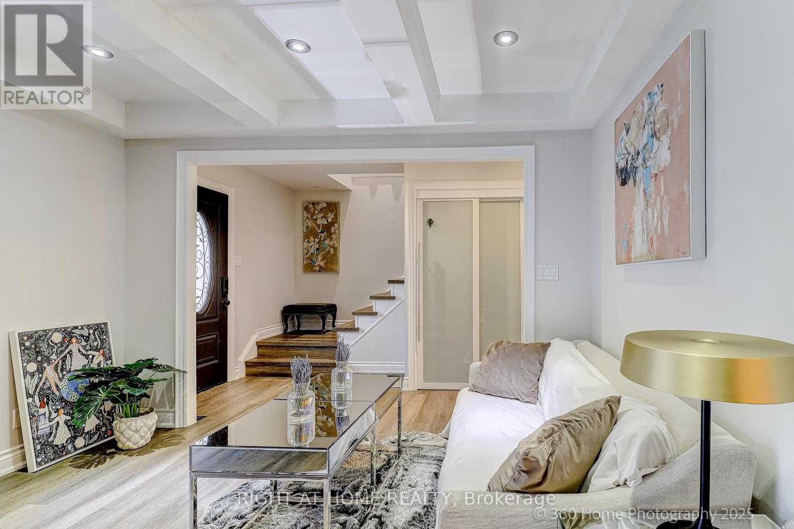 38 Culham Street, Oakville, Ontario  L6H 1G5 - Photo 14 - W12921352