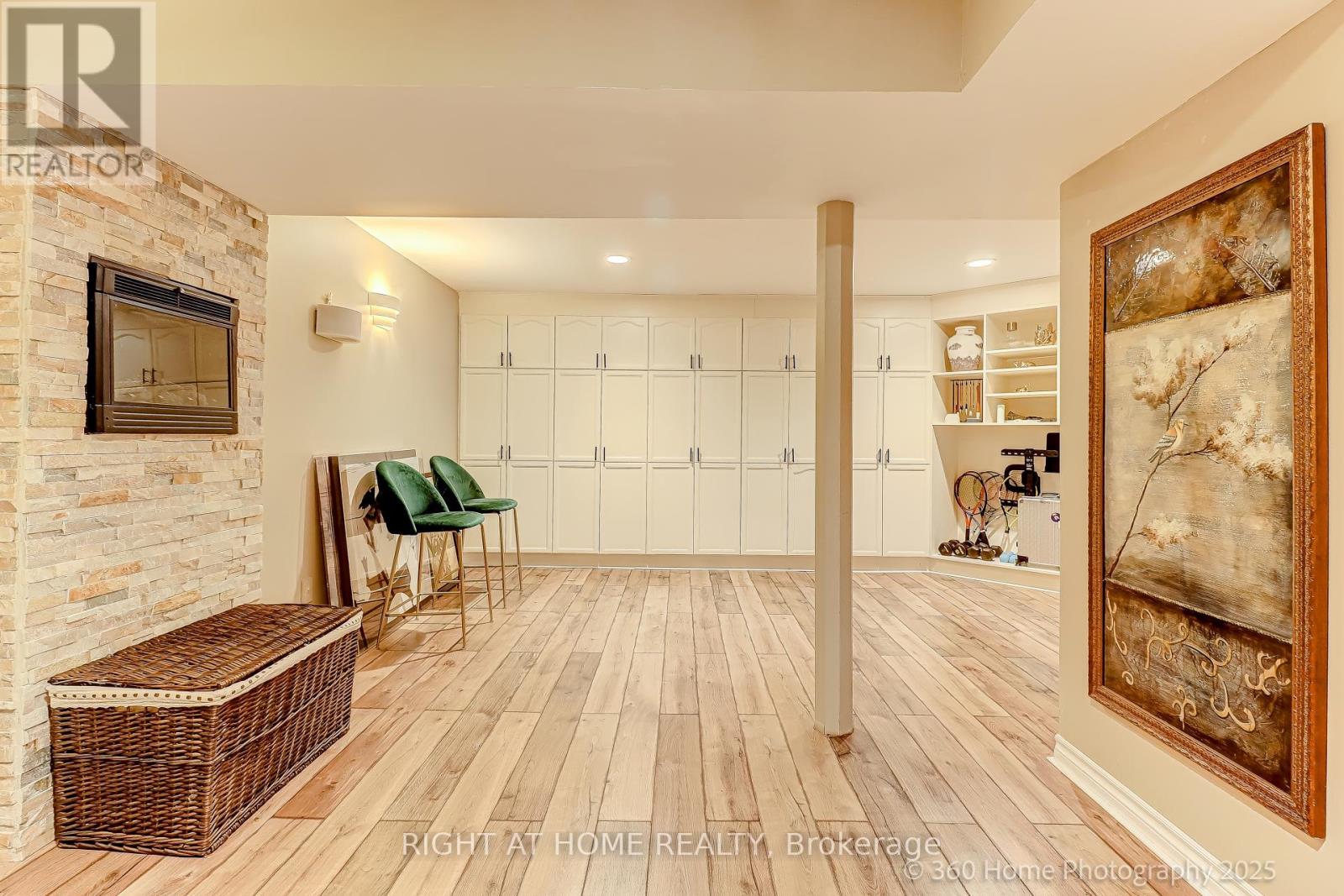 38 Culham Street, Oakville, Ontario  L6H 1G5 - Photo 25 - W12921352