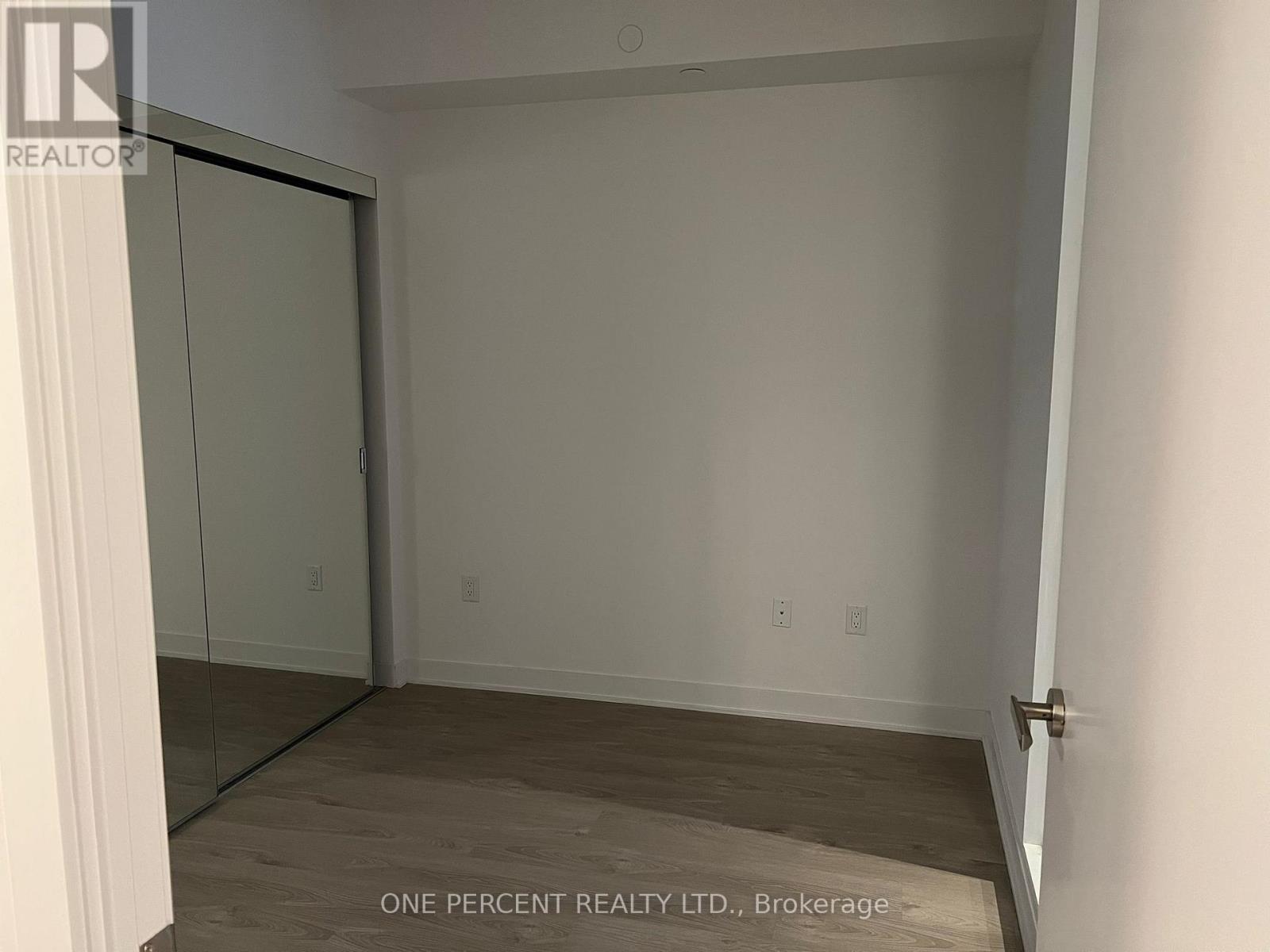 204 - 3900 Confederation Parkway, Mississauga, Ontario  L5B 0M3 - Photo 12 - W12921426