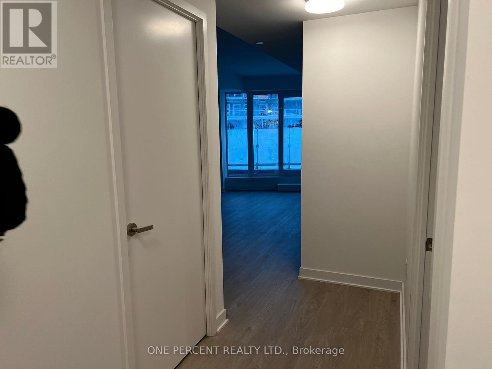 204 - 3900 Confederation Parkway, Mississauga, Ontario  L5B 0M3 - Photo 16 - W12921426