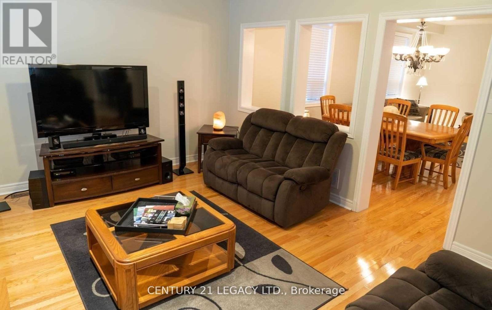 20 Trailside Walk, Brampton, Ontario  L6S 6J1 - Photo 11 - W12921478