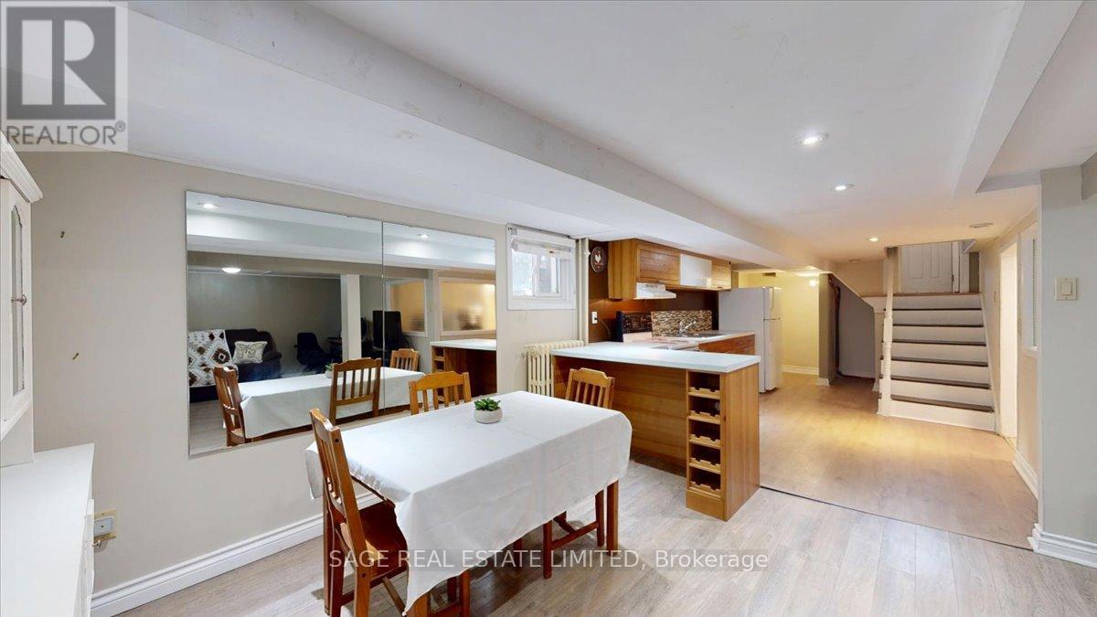 40 William Street, Toronto, Ontario  M9N 2G7 - Photo 32 - W12921480