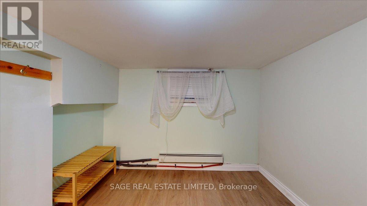 40 William Street, Toronto, Ontario  M9N 2G7 - Photo 37 - W12921480