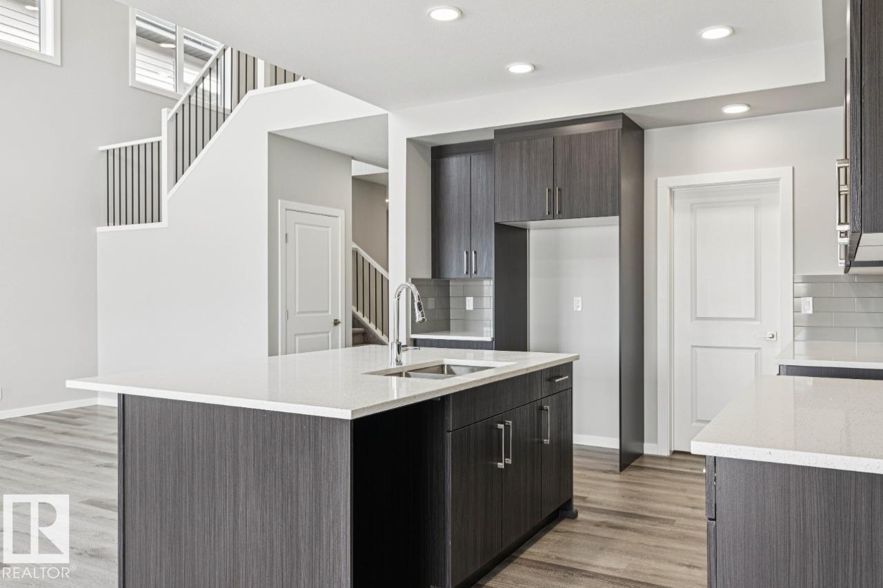 2334 Egret Wy Nw, Edmonton, Alberta T6M 3G8 - Photo 13 - E4477439