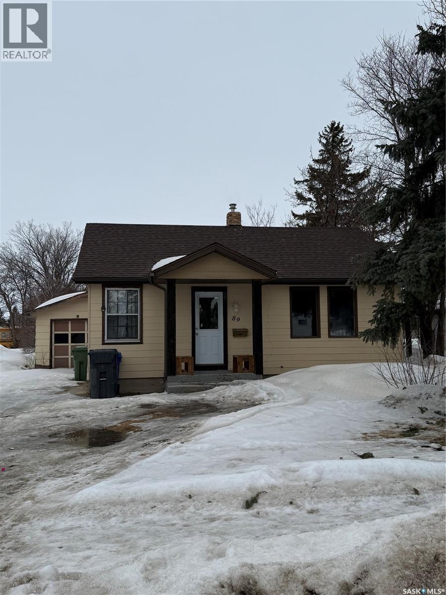 89 Darlington Street W, Yorkton, Saskatchewan  S3N 0E8 - Photo 2 - SK031181