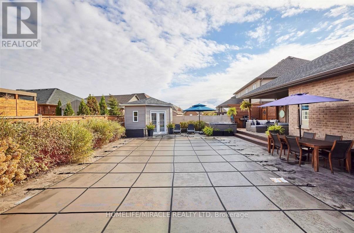 100 Creekside Drive, Welland, Ontario  L3C 0B4 - Photo 30 - X12921268