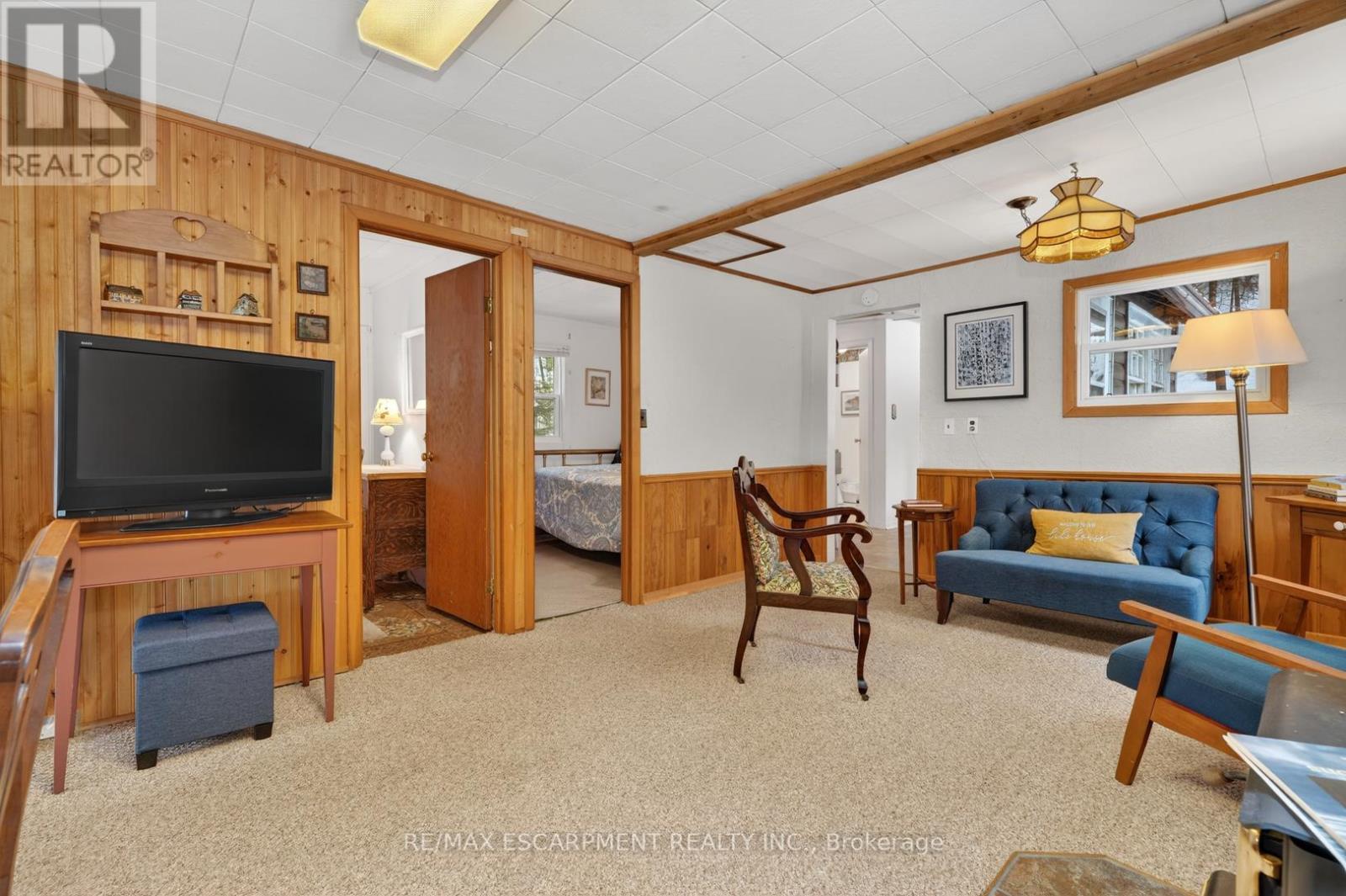 1257 Paint Lake Road, Lake Of Bays, Ontario  P0A 1E0 - Photo 11 - X12921312