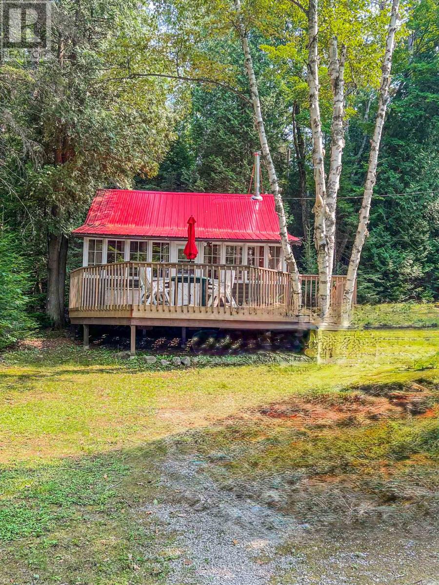 1257 Paint Lake Road, Lake Of Bays, Ontario  P0A 1E0 - Photo 27 - X12921312