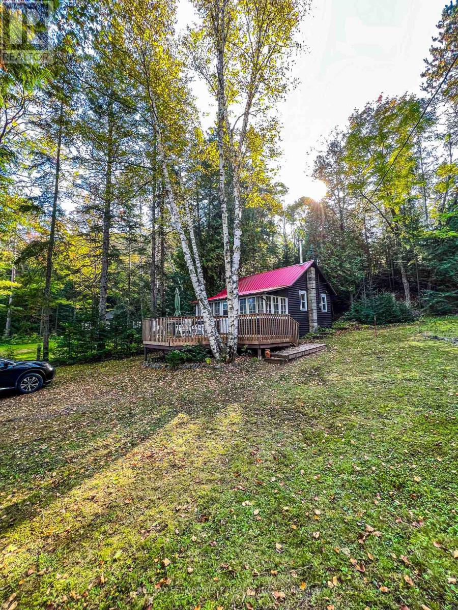 1257 Paint Lake Road, Lake Of Bays, Ontario  P0A 1E0 - Photo 28 - X12921312