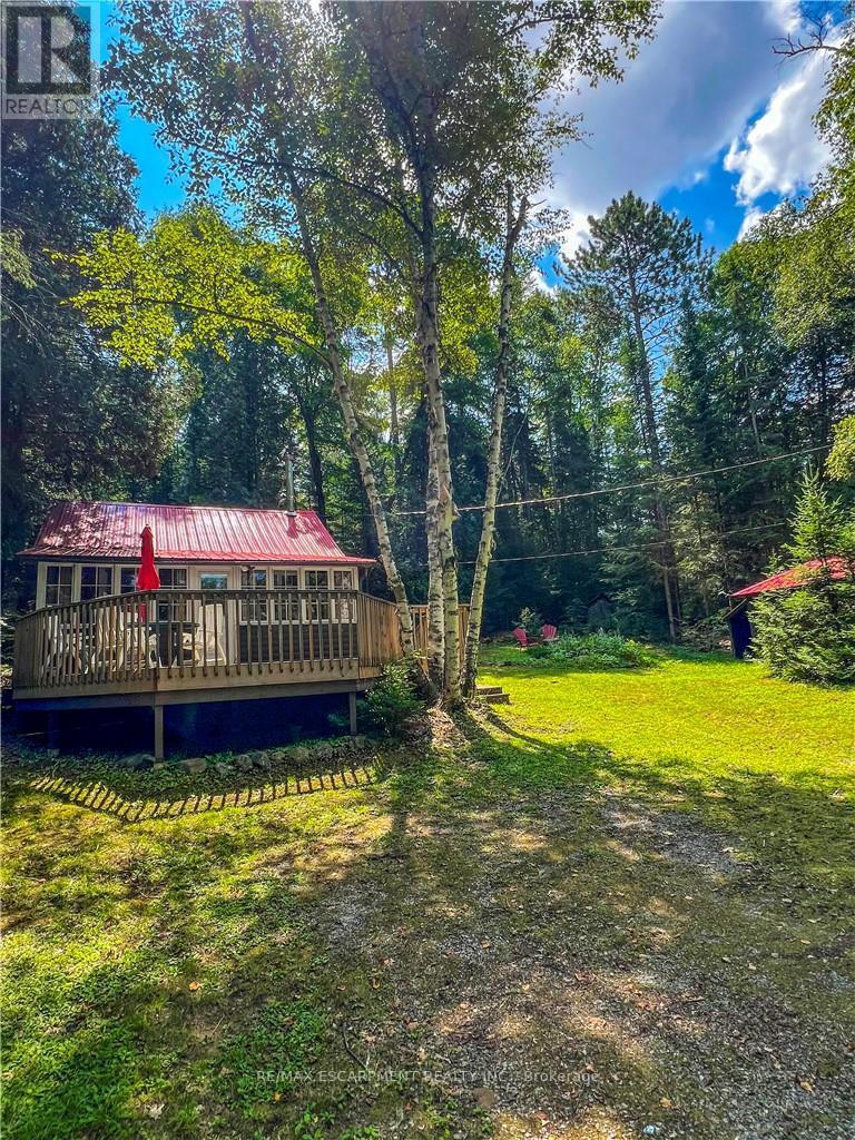 1257 Paint Lake Road, Lake Of Bays, Ontario  P0A 1E0 - Photo 30 - X12921312